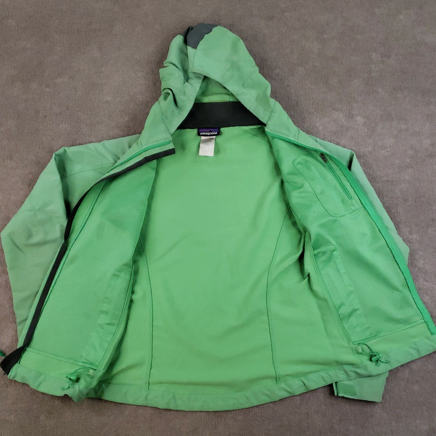 Patagonia Patagonia Jacket Womens Small Green Hooded Softshell Full Zip Outdoors Hiking Size S / US 4 / IT 40 - 7 Thumbnail