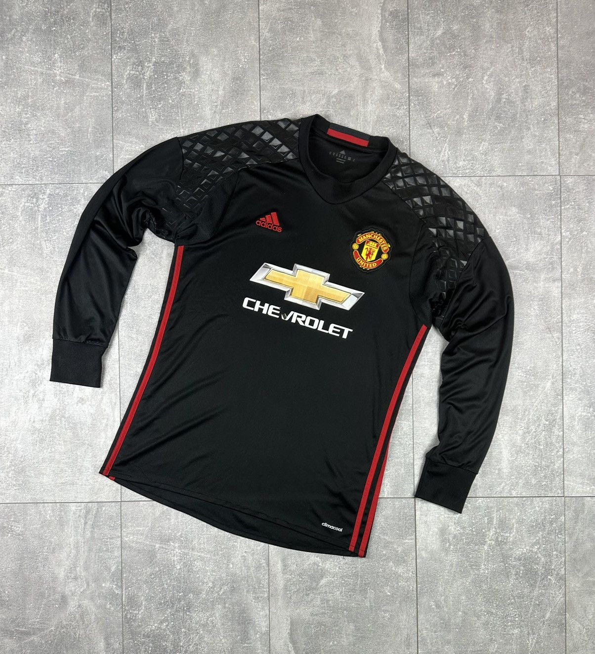 Adidas Adidas Manchester United Goalkeeper 2016/17 Home Jersey Size US M / EU 48-50 / 2 - 2 Thumbnail
