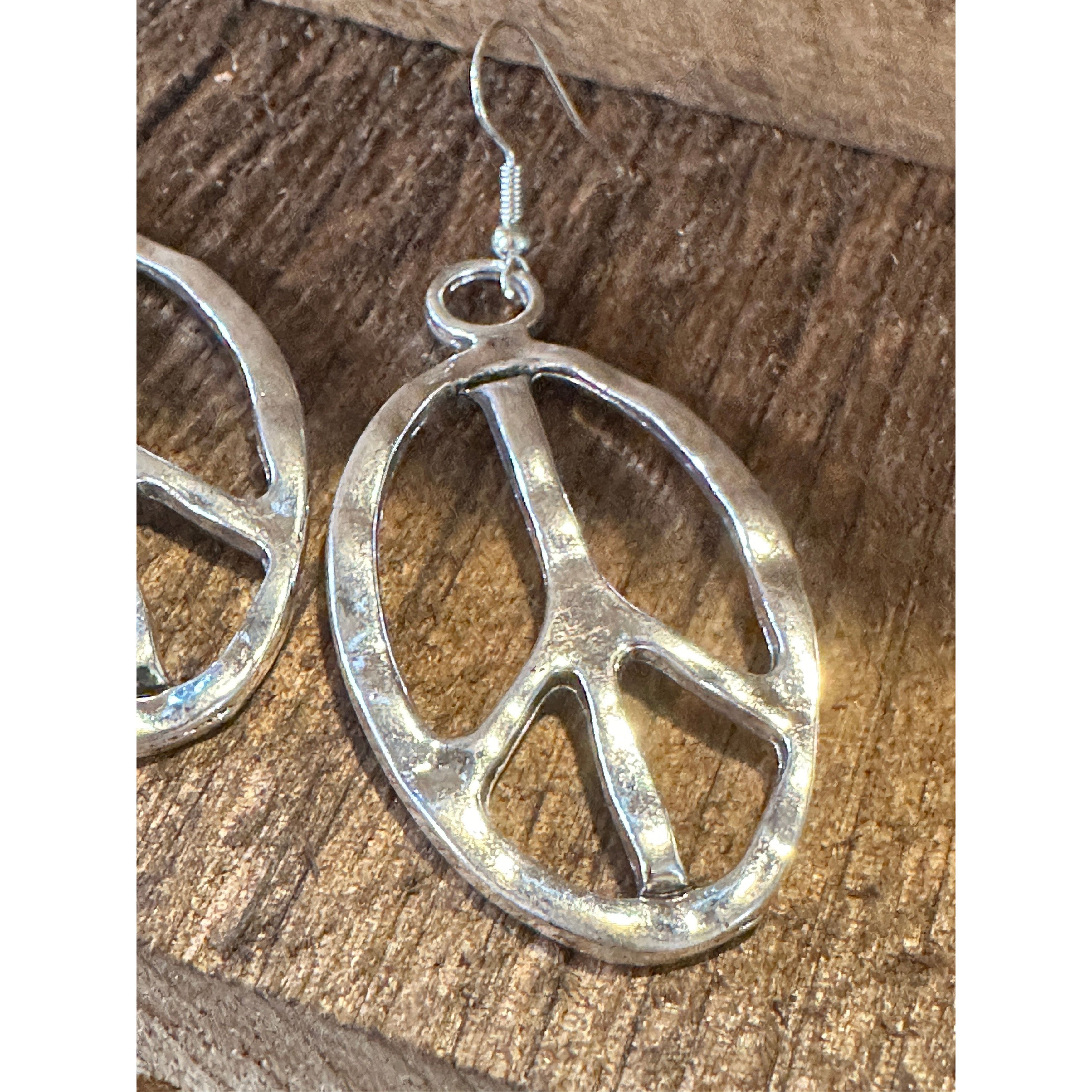 Other Boho Vintage Hippie Peace Sign Dangle Wire Earrings, Silver Size ONE SIZE - 5 Thumbnail