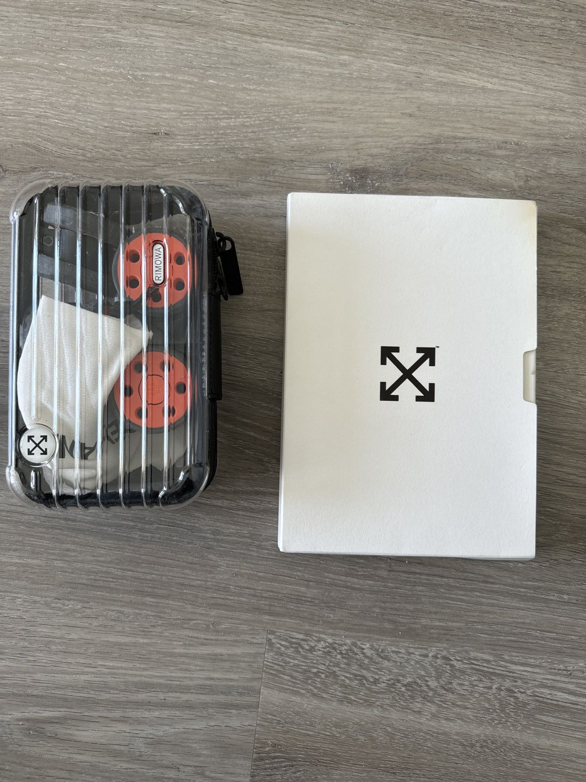 Off-White Rimowa x Off White Collab Size ONE SIZE - 2 Thumbnail