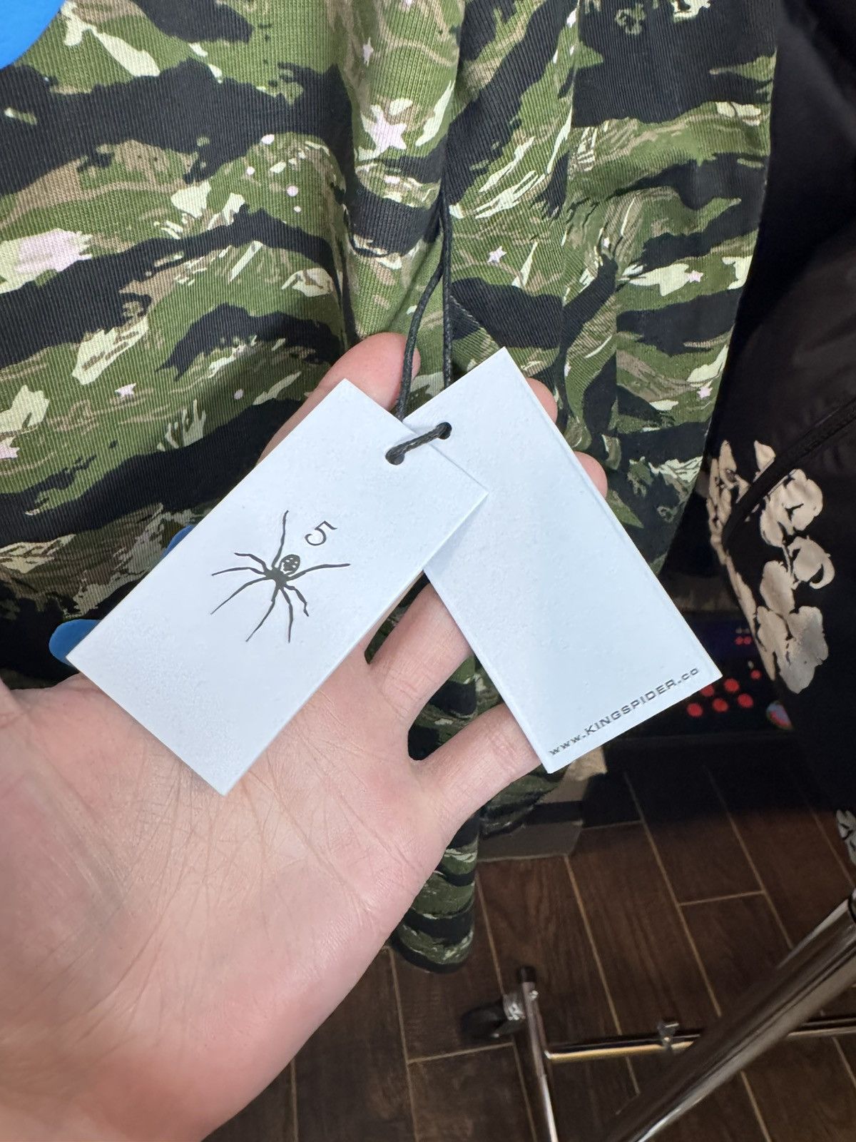 Sp5der Sp5der Beluga Tiger Camo Long-sleeve Tee - Size XS Size US XS / EU 42 / 0 - 5 Thumbnail