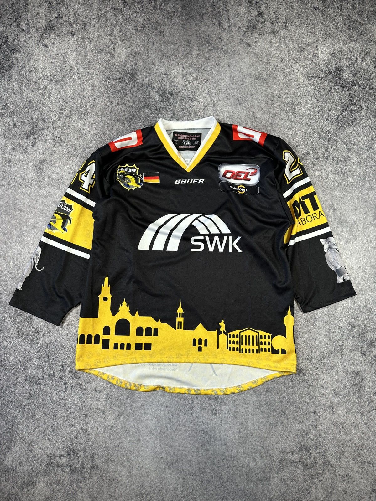 Vintage Vintage Bauer Krefeld Pinguine 24 Blank Hockey Jersey XL Size US XL / EU 56 / 4 - 1 Thumbnail