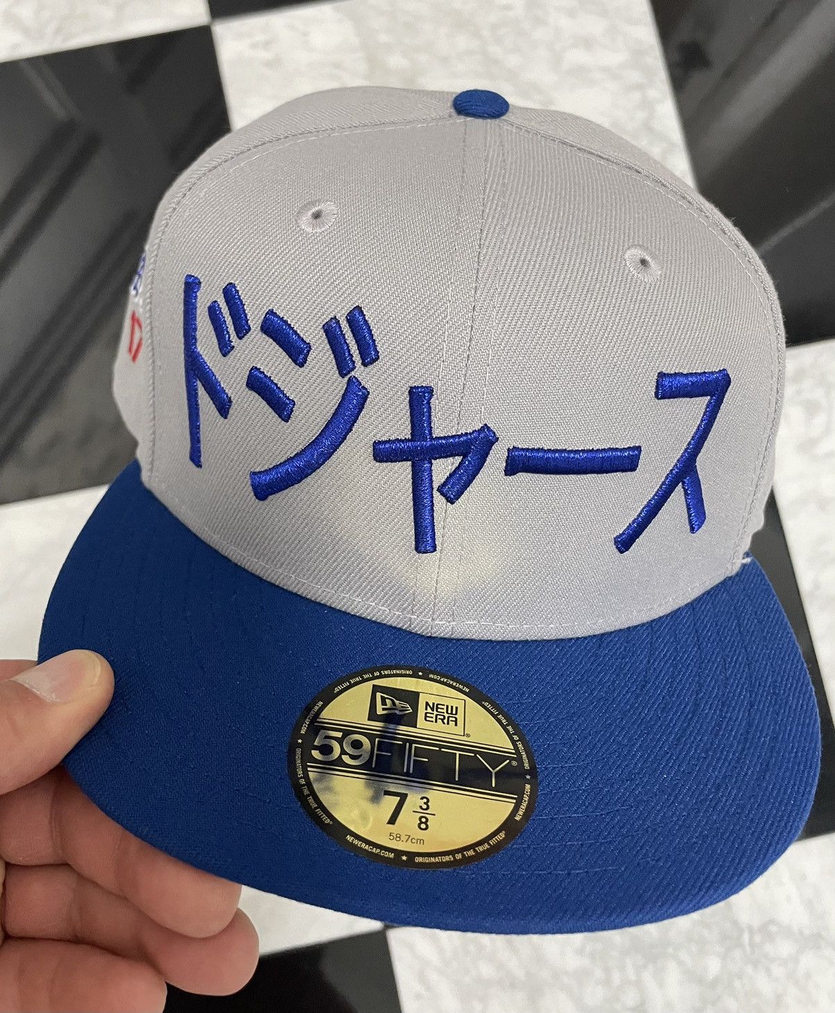 New Era 🔥 Exclusive Ohtani Dodgers fitted 7 3/8 Size ONE SIZE - 3 Thumbnail