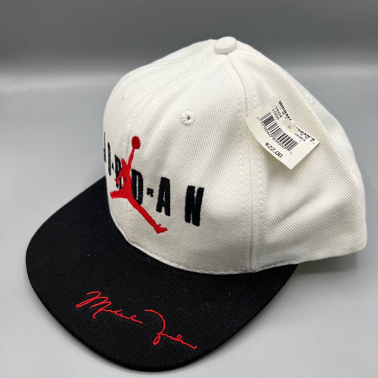 Nike Vintage Air Jordan Hat Men Nike Snap Back Cap with Signature Size ONE SIZE - 2 Thumbnail