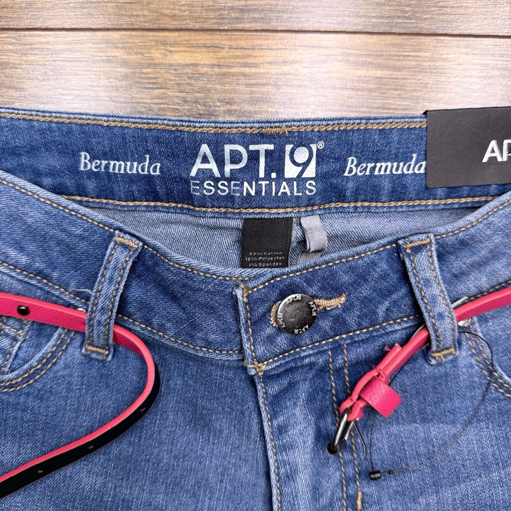 Apt. 9 **Apt. 9 Blue Petite Women's Bermuda Shorts Cuffed Belted New** User: **New Title: Bermuda Blue Petite Women's Apt. 9 Shorts Cuffed Belted** Size 26" / US 2 / IT 38 - 3 Thumbnail