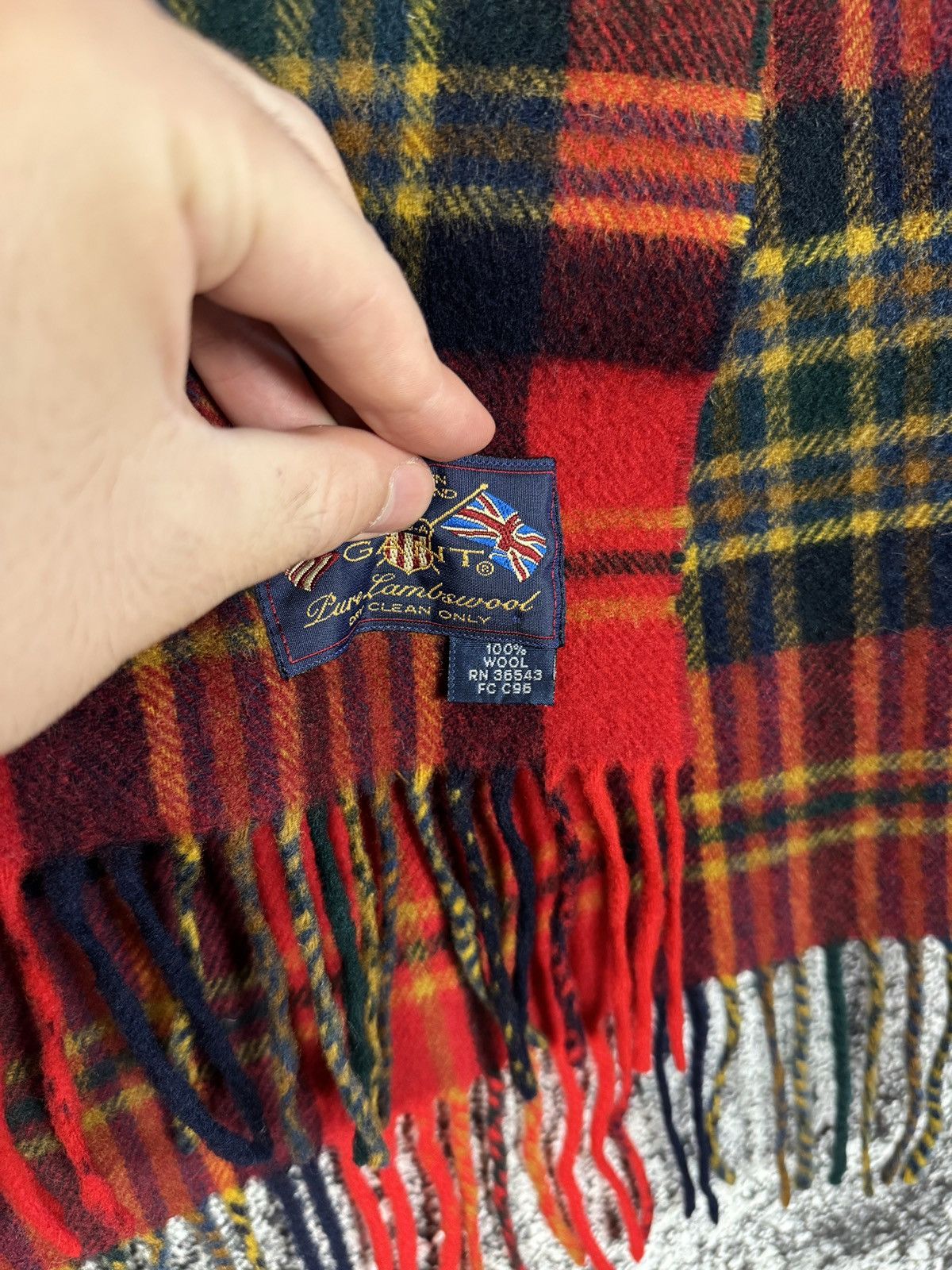 Gant GANT USA Red Tartan 100% Wool Scarf Fringe Print Vintage Size ONE SIZE - 5 Thumbnail