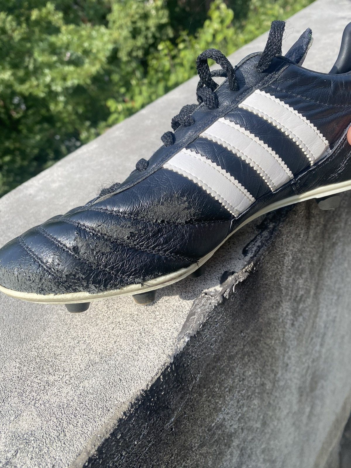 Adidas adidas copa mundial Size US 7 / EU 40 - 11 Thumbnail