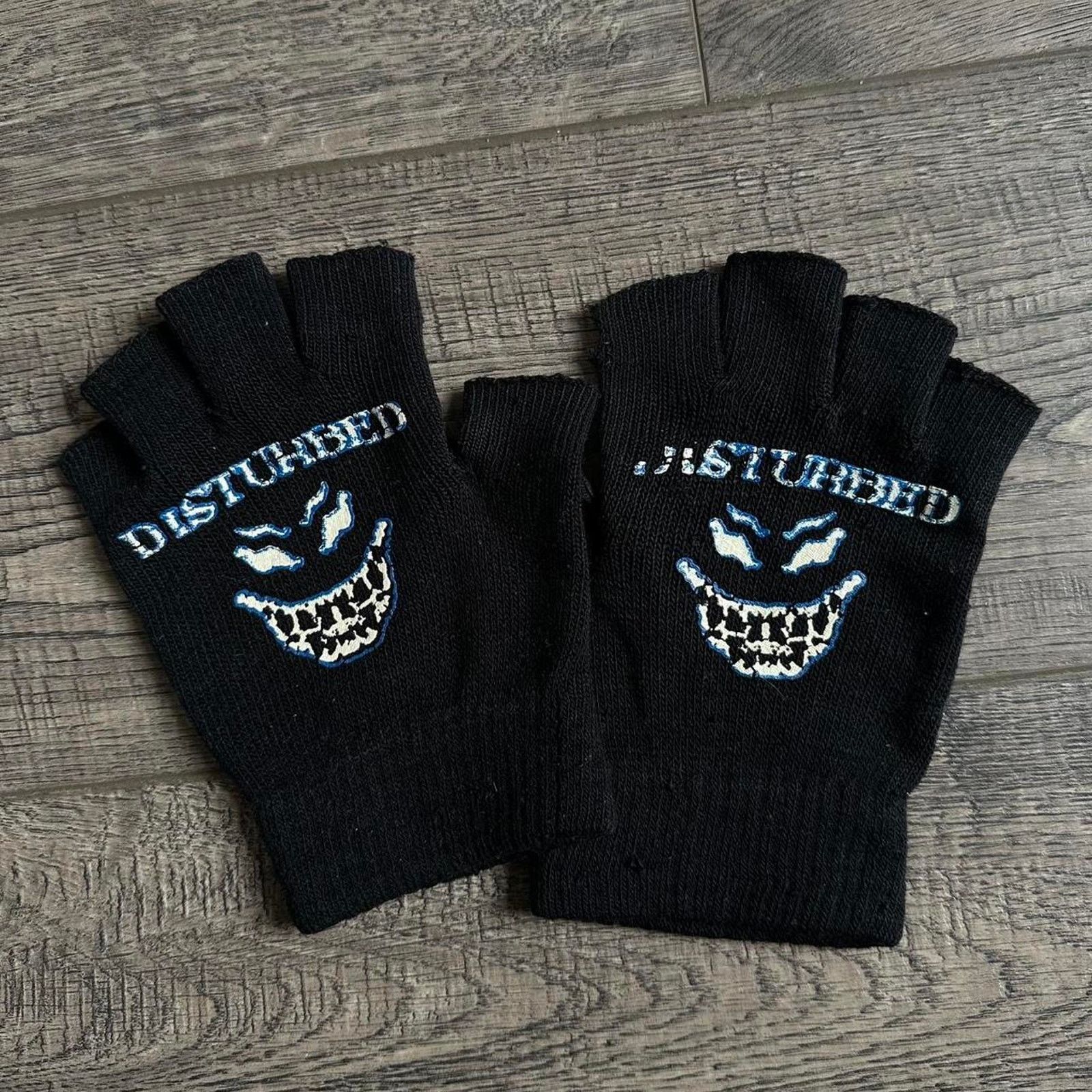 Vintage Vintage 00s Disturbed Rock Metal Punk Band Fingerless Gloves Size ONE SIZE - 4 Thumbnail