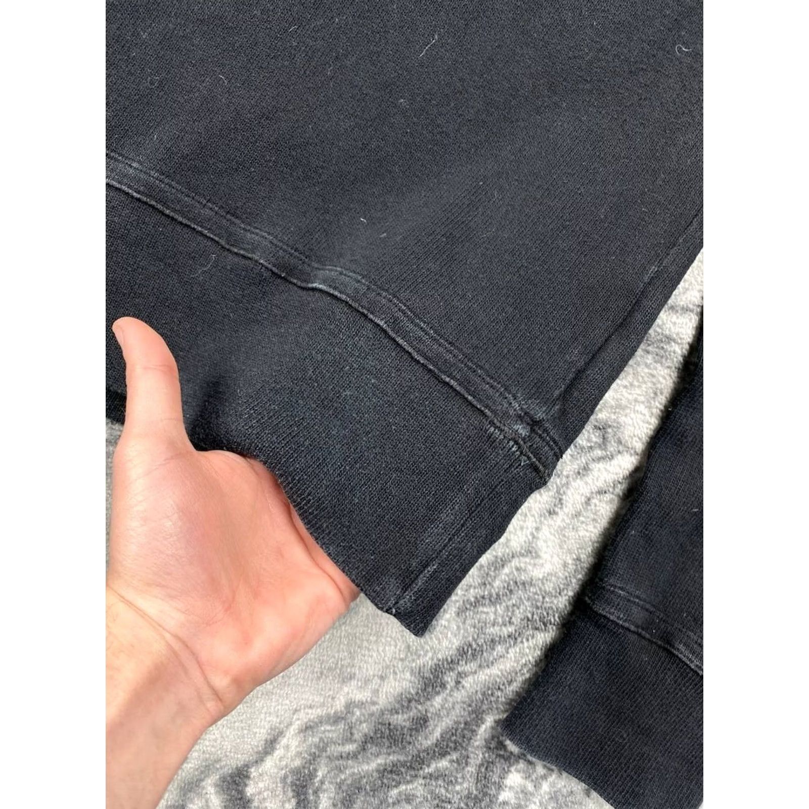 Stone Island VINTAGE Stone Island Sweatshirt Men XL Black Logo Crew Neck Pullover Size US XL / EU 56 / 4 - 3 Thumbnail