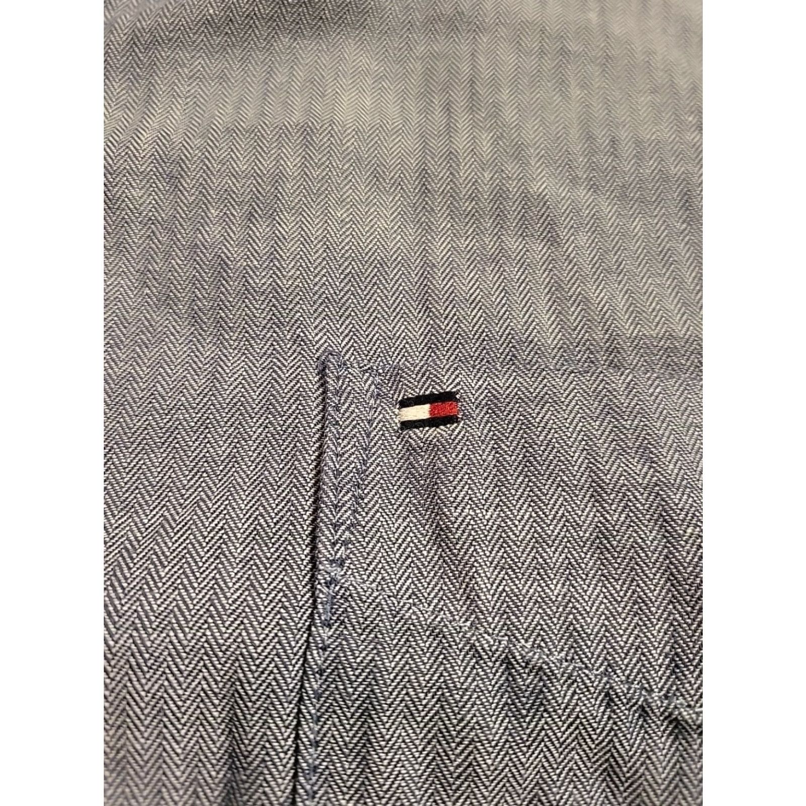 Tommy Hilfiger VINTAGE? No — skip. Title: Tommy Hilfiger Shirt 2XL Blue Cotton Button-Down Long Sleeve Herringbone Collared Classic Size US XXL / EU 58 / 5 - 2 Thumbnail