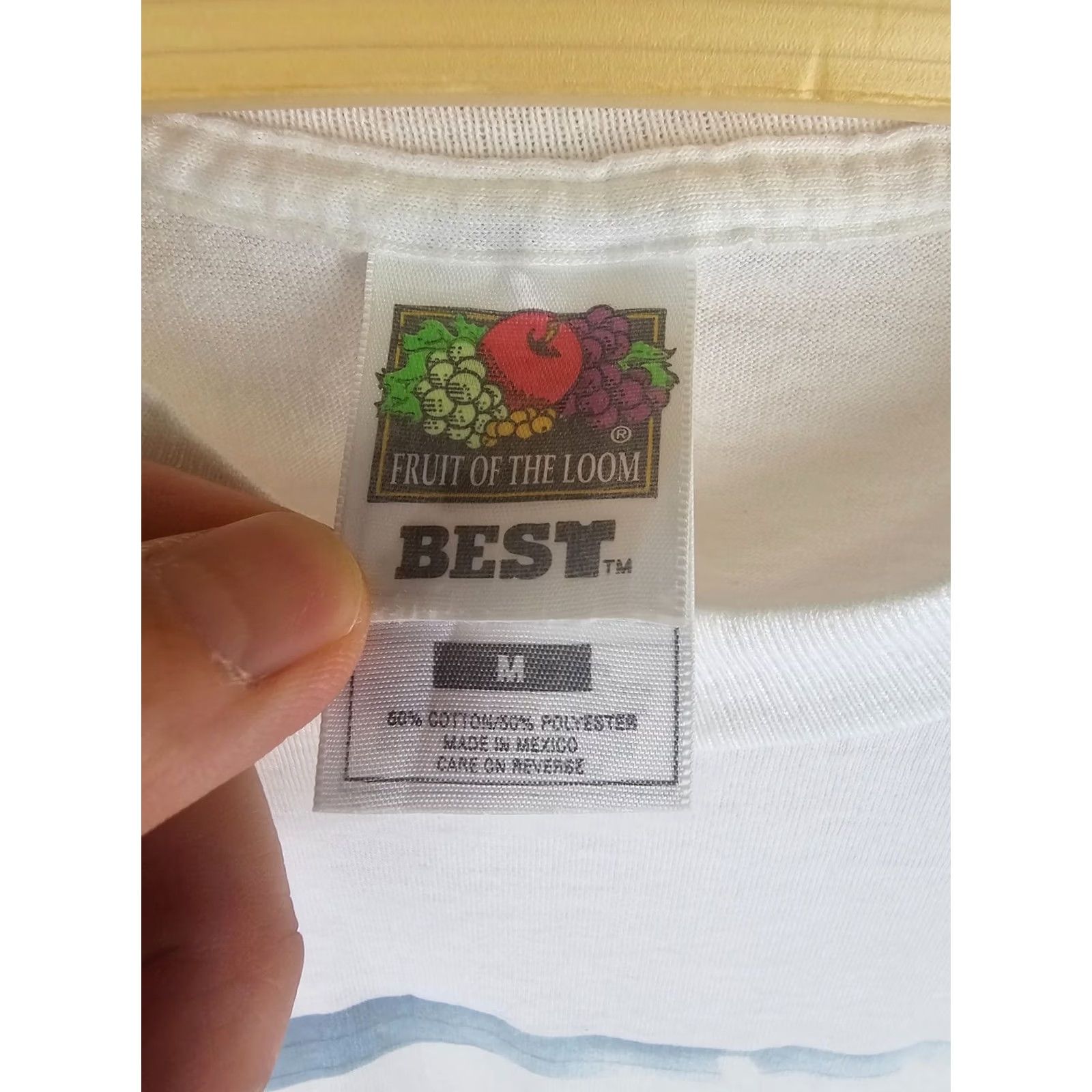 Fruit Of The Loom VINTAGE US NAVY VR-52 NAVAL AVIATION MILITARY AIRCRAFT WHITE T-SHIRT SZ M Mens Shirt Short Sleeve Cotton Nike? Size US M / EU 48-50 / 2 - 6 Thumbnail