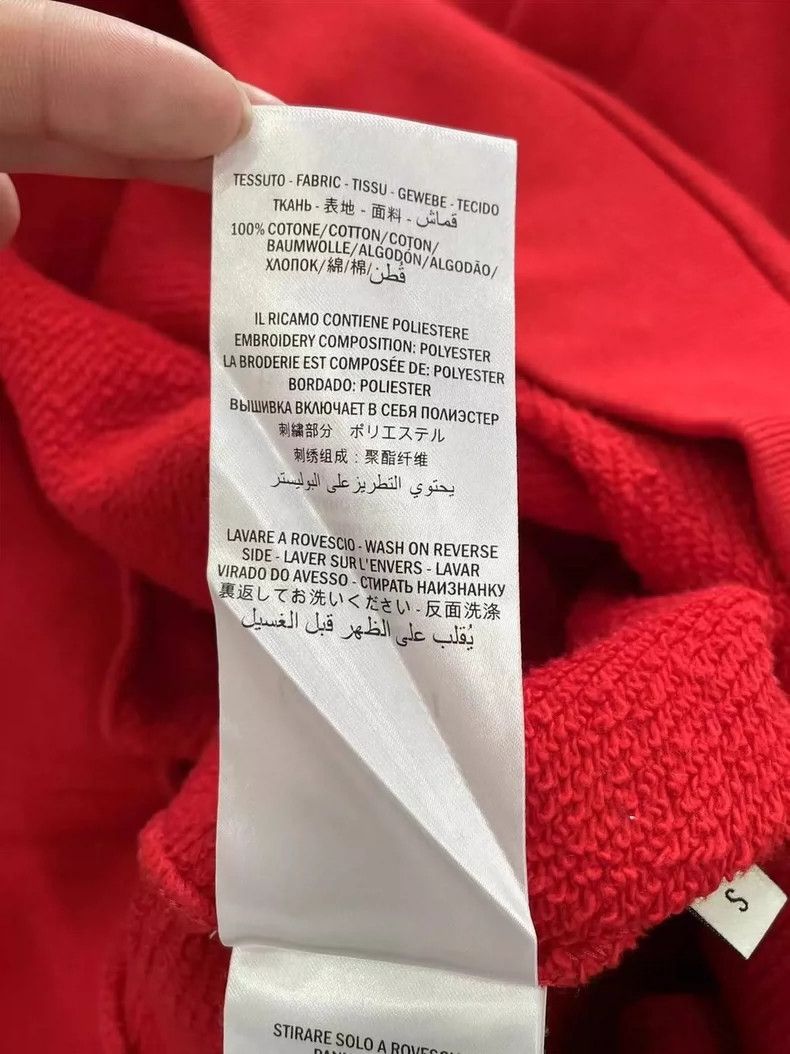 Gucci Gucci Red sequin sweatshirt Size US S / EU 44-46 / 1 - 6 Thumbnail