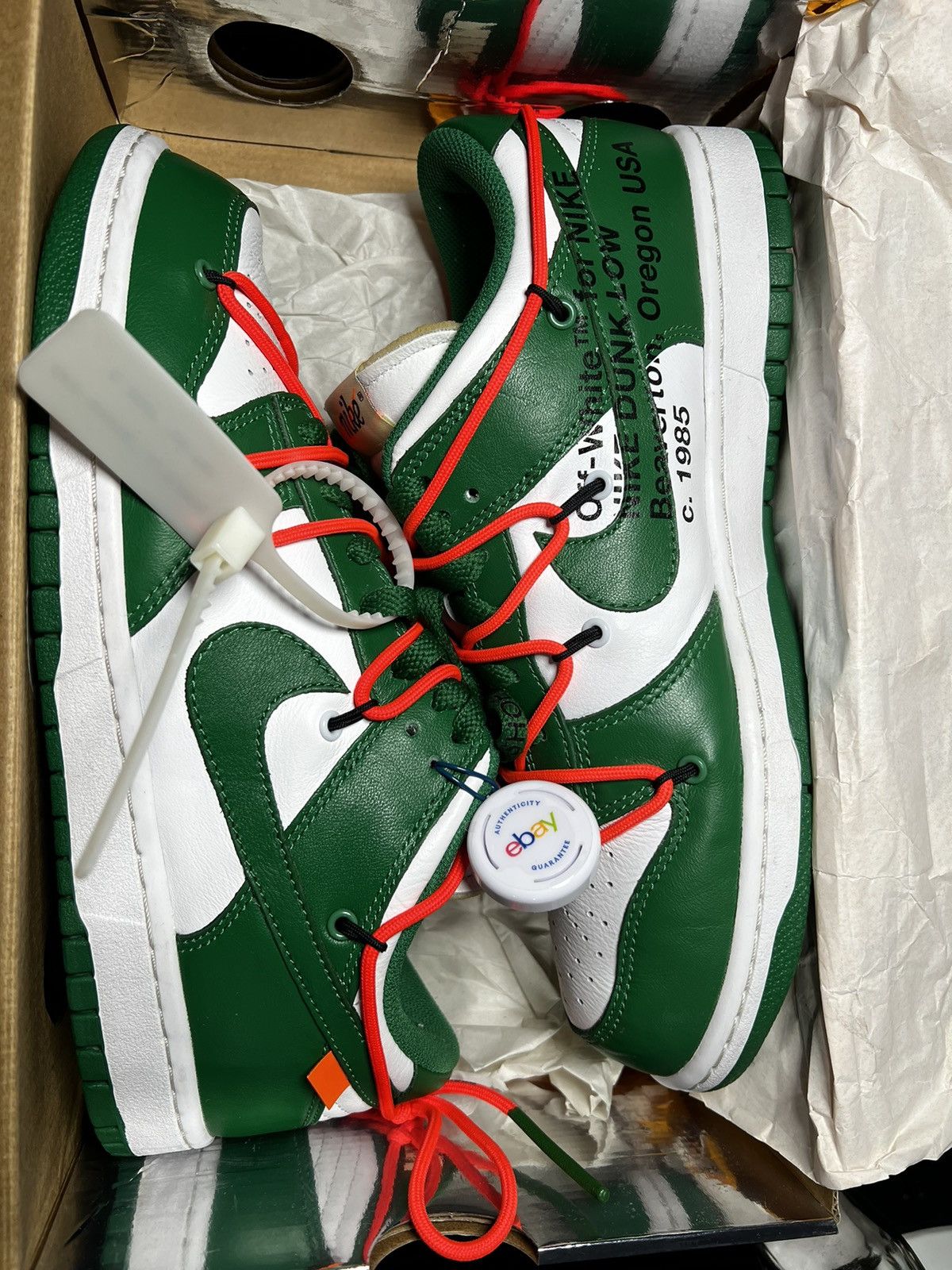 Nike × Off-White Nike Dunk Low Off White Pine Green Size US 9 / EU 42 - 1 Thumbnail