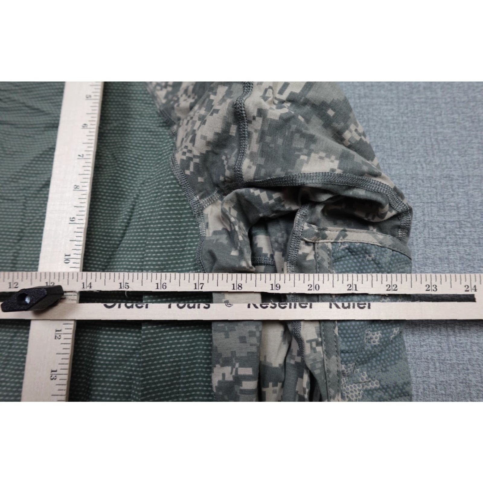 Vintage Massif Army Combat Shirt Mens L Green Digital Camo Stretch NWT Camouflage Long Sleeve Shirt Size US L / EU 52-54 / 3 - 7 Thumbnail