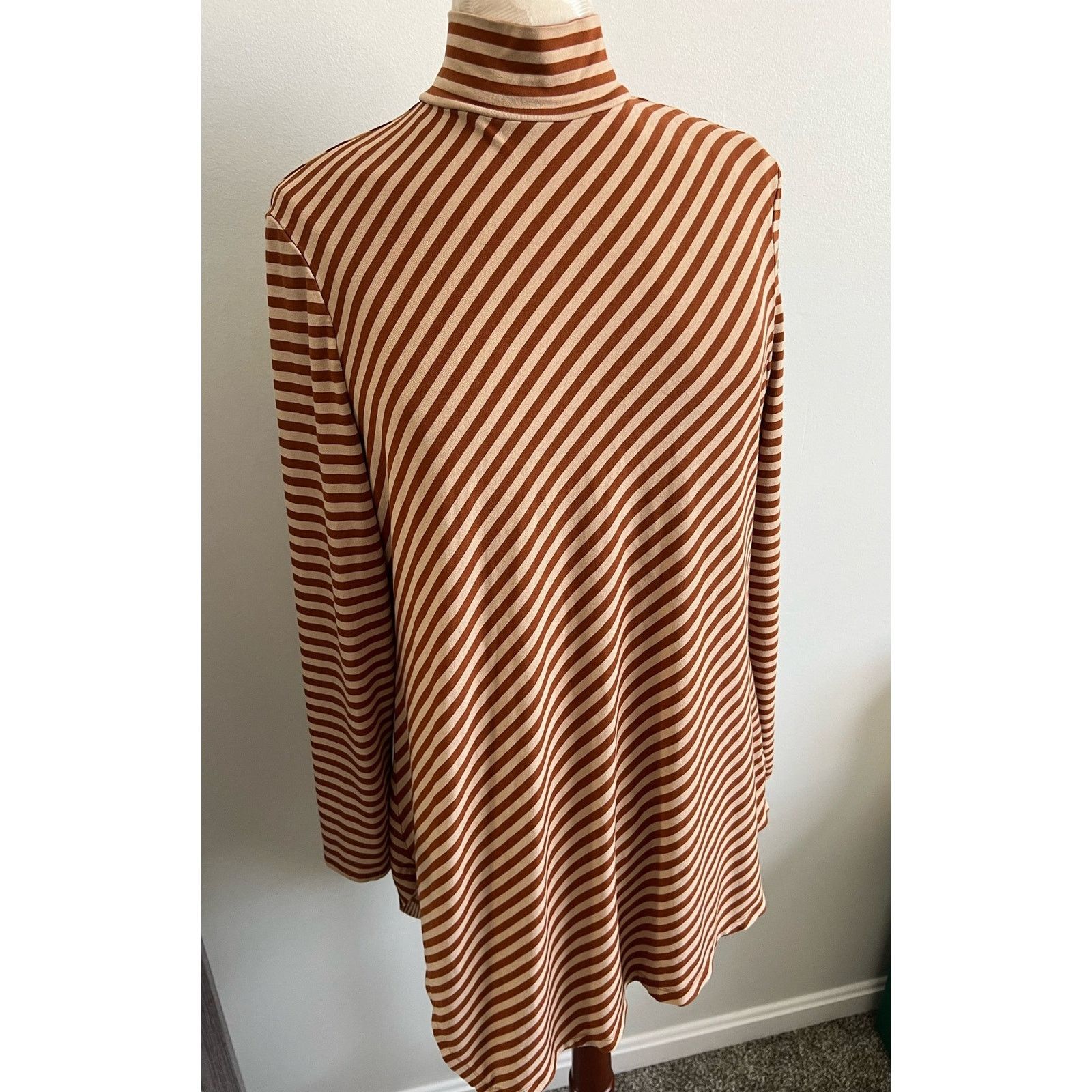 Chicos Chico’s Women's Striped Turtleneck Top Size 2 (US Large) Size L / US 10 / IT 46 - 2 Thumbnail