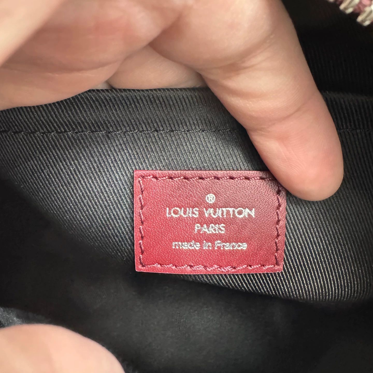 Louis Vuitton LV Shearling Keepall 25 Travel Bag Size ONE SIZE - 6 Thumbnail
