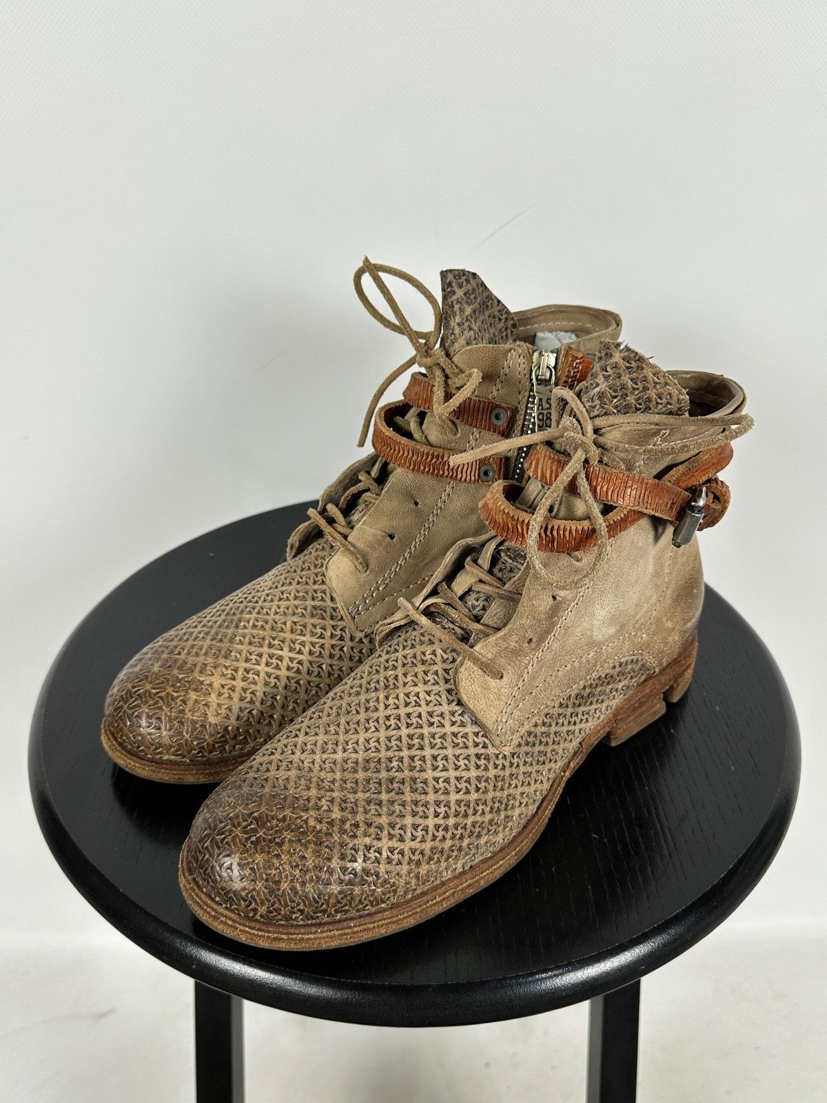 A.S.98 A.S.98. Airstep Beige Leather Biker Buckle Strap Ankle Boots Size US 8 / IT 38 - 6 Thumbnail