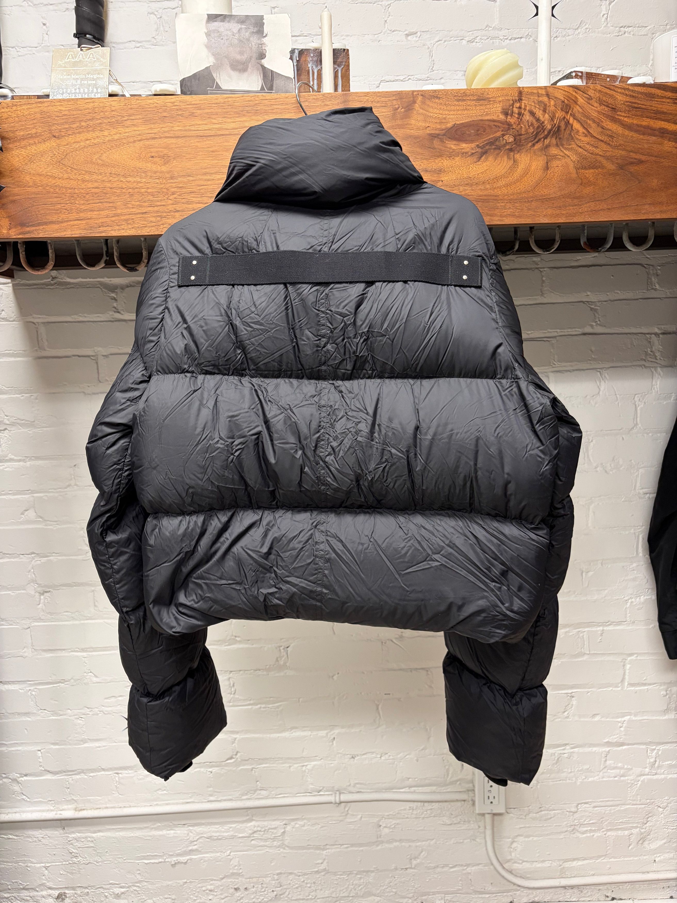 Rick Owens AW2021 Rick Owens ‘Gethsemane’ Funnel ‘Scarf Collar’ Cropped Down Filled Jacket Size US M / EU 48-50 / 2 - 4 Thumbnail