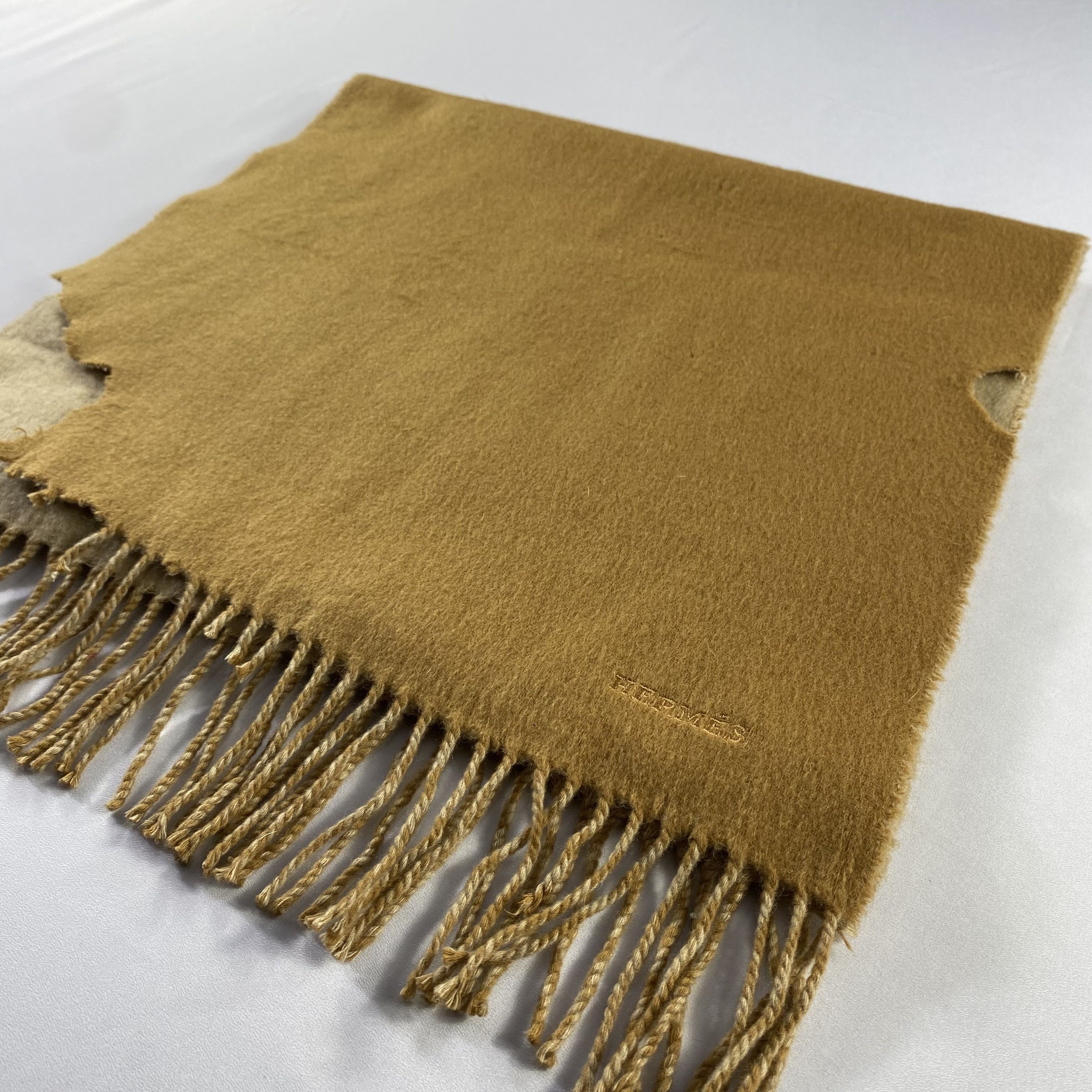 Hermes × Vintage Vintage Hermes Scarf Plaid Neck Wrap Cashmere Muffler Size ONE SIZE - 3 Thumbnail