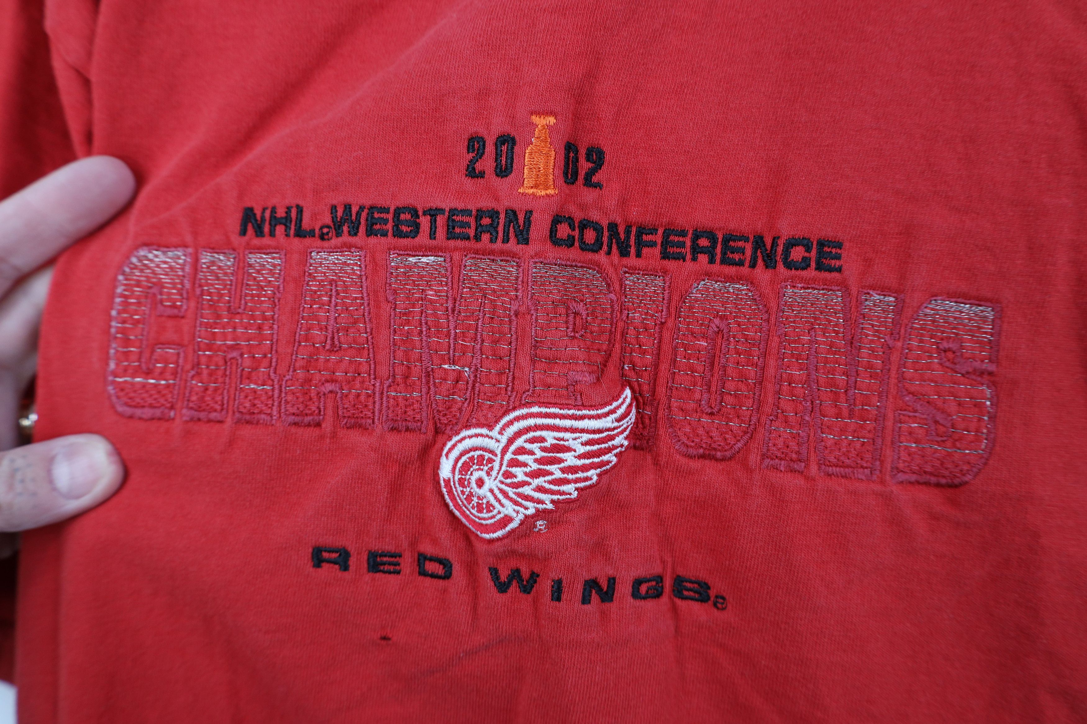 Vintage Vintage Y2K Stanley Cup Champs Detroit Red Wings T-Shirt Size US L / EU 52-54 / 3 - 4 Thumbnail