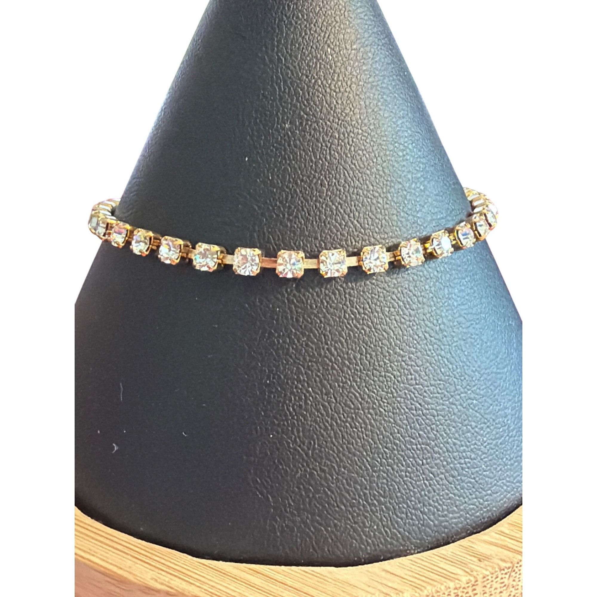Other Vintage Gold Tone Tennis Bracelet Round Clear Rhinestones Fo Size ONE SIZE - 1 Thumbnail