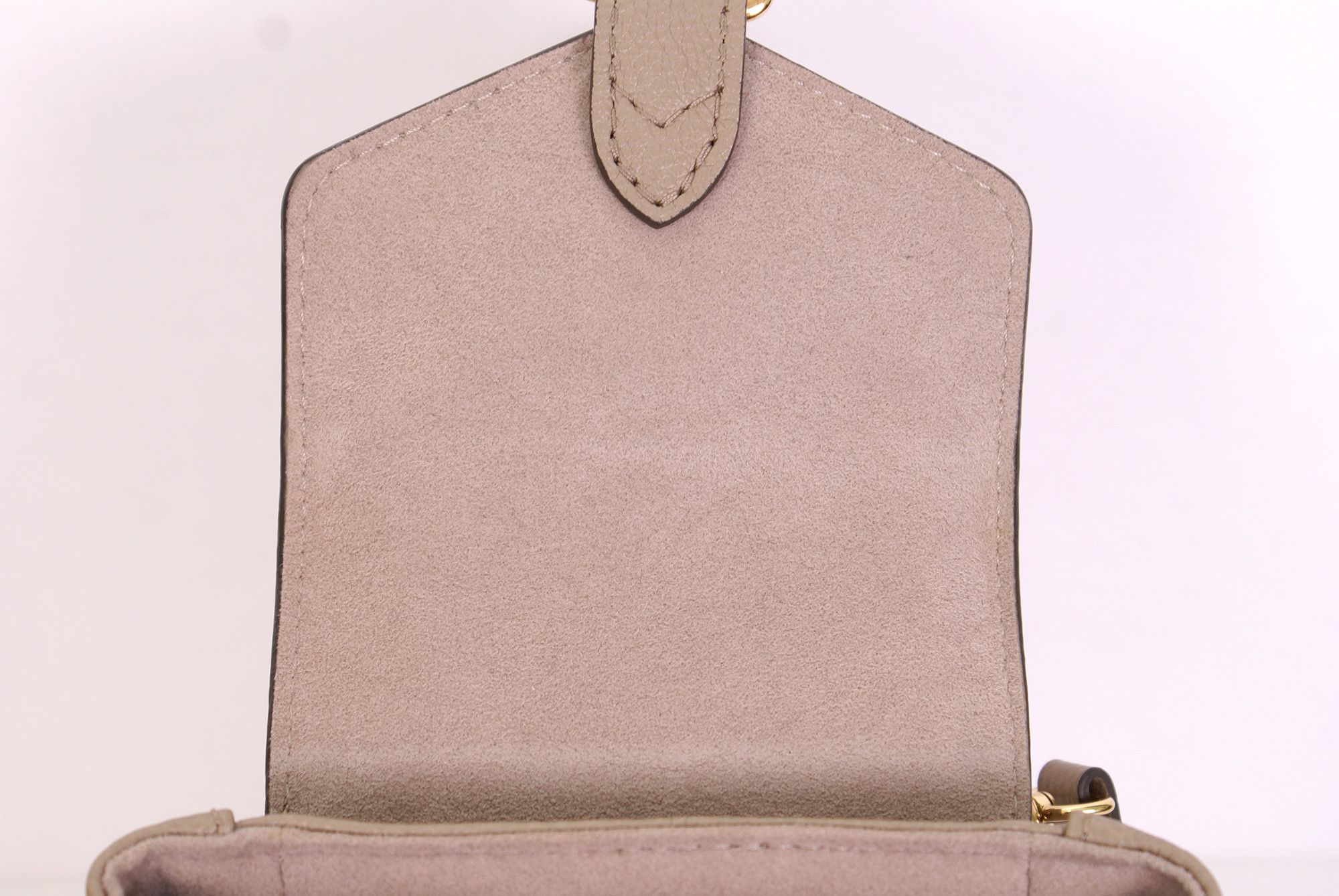 Louis Vuitton Louis Vuitton Tiny Backpack Monogram Empreinte Beige Cream Size ONE SIZE - 19 Thumbnail