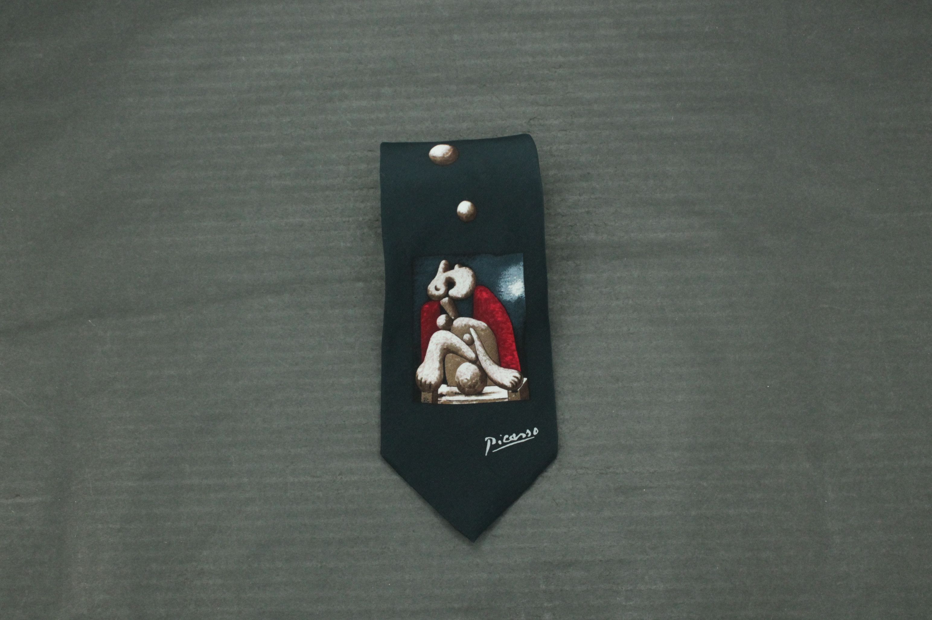 Paloma Picasso Pablo Picasso Woman with red chair Silk Tie Size ONE SIZE - 2 Thumbnail