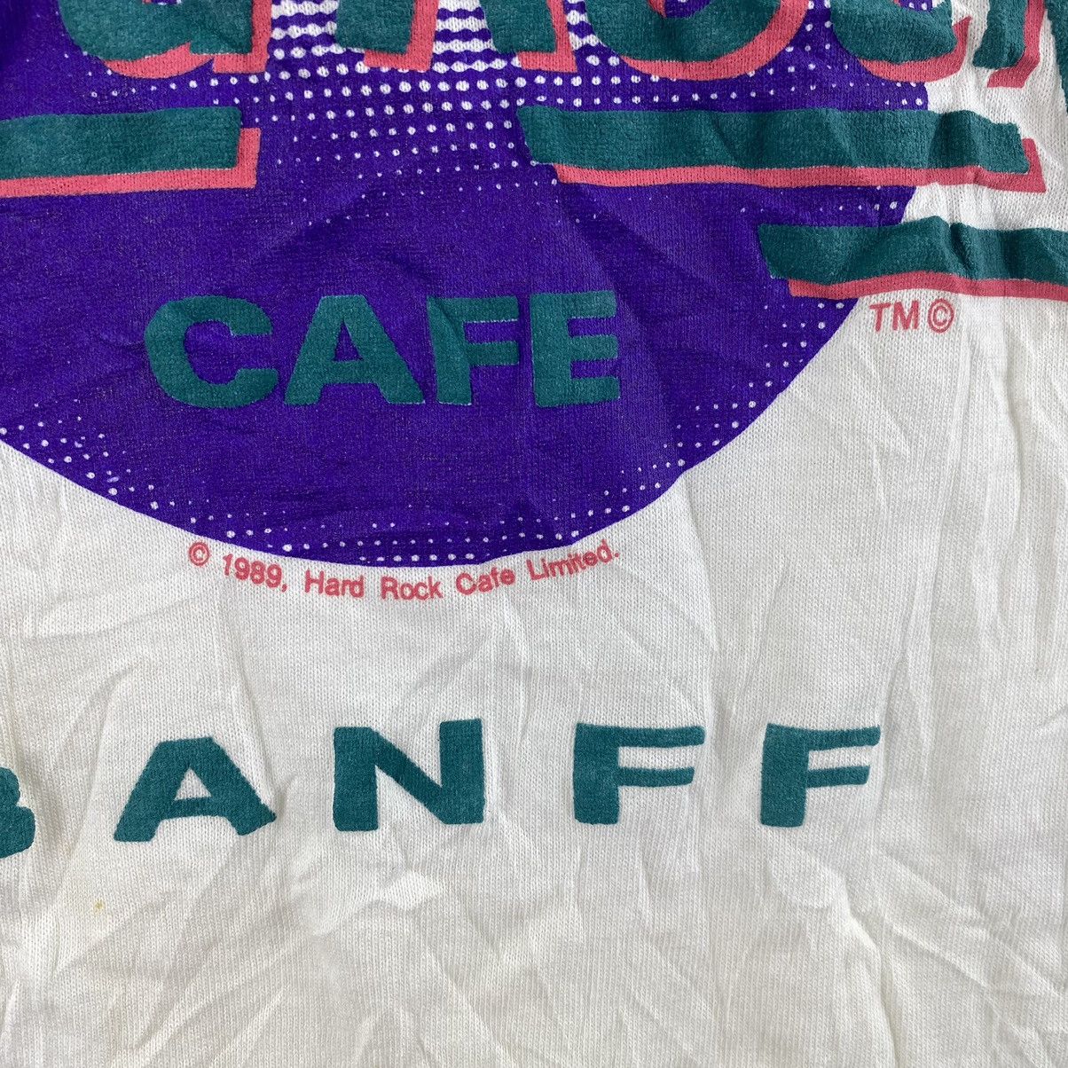 Hard Rock Cafe × Vintage Vintage 80s HARD ROCK CAFE Banff Usa Logo Print White Short Size US L / EU 52-54 / 3 - 3 Thumbnail