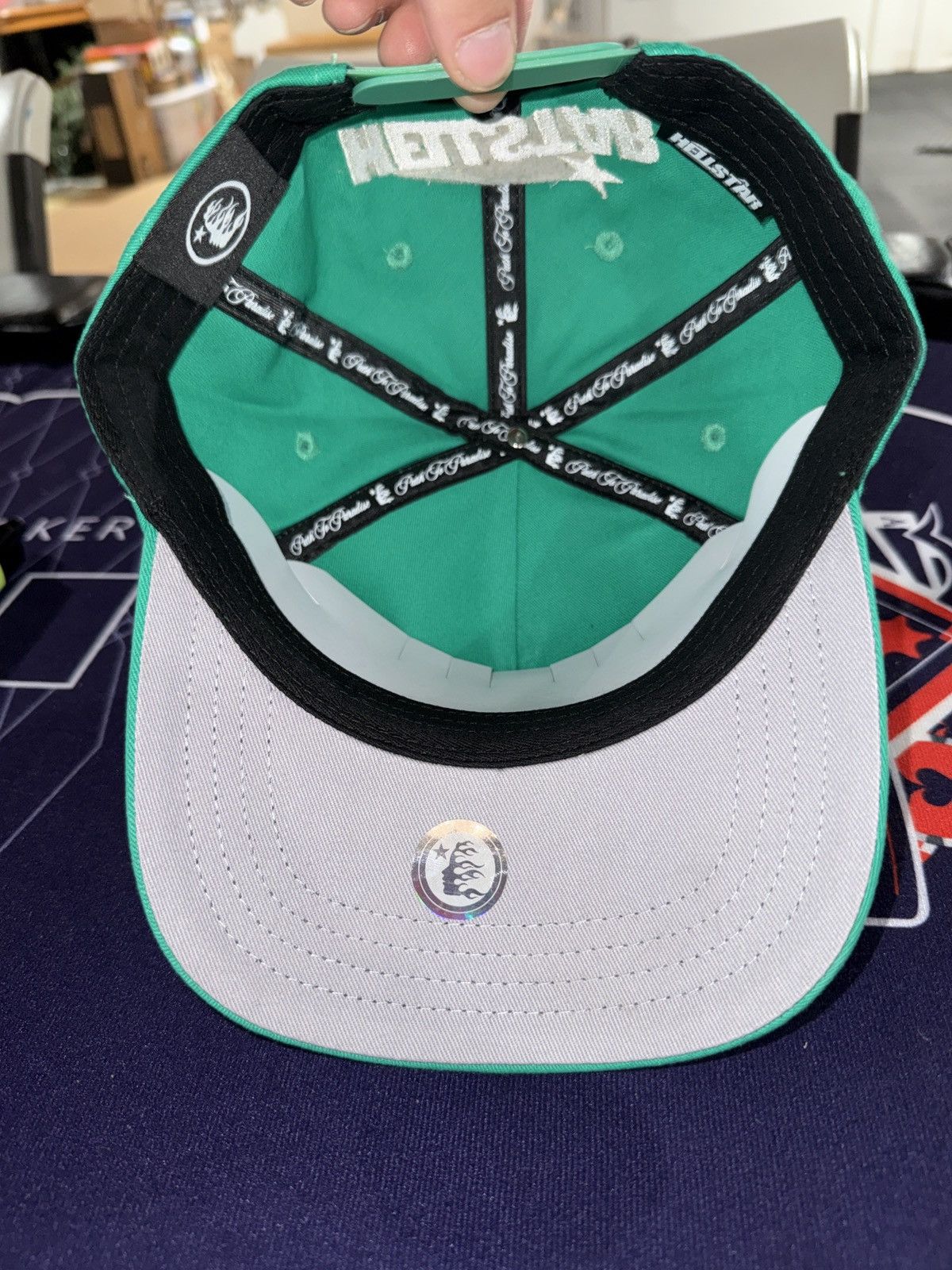 HELLSTAR Hellstar OG Logo Rhinestones Snapback “Green” Size ONE SIZE - 6 Thumbnail