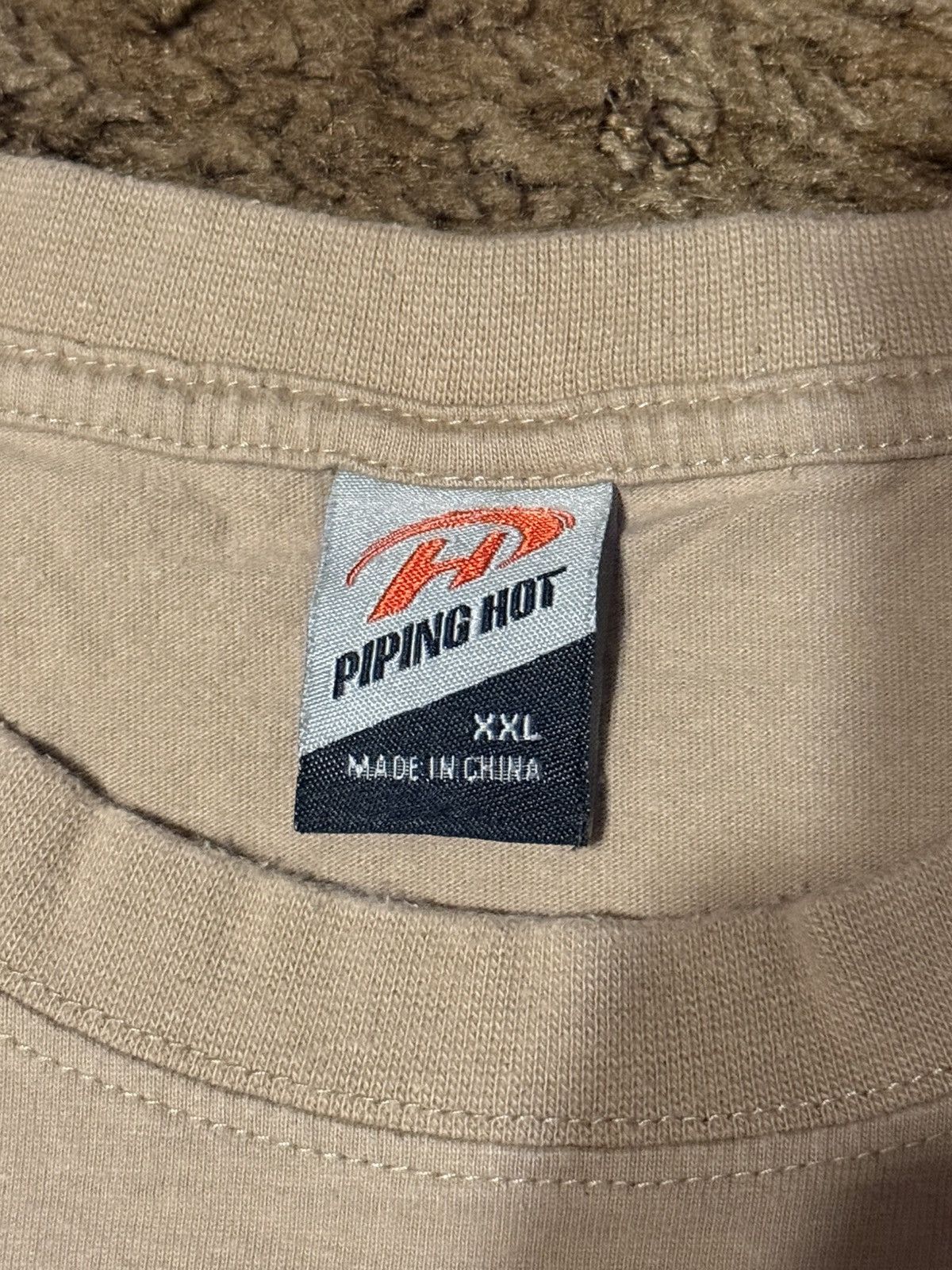 Vintage Y2K Piping Hot T-Shirt Skater Graphic Tee Beige XXLarge Size US XXL / EU 58 / 5 - 4 Thumbnail