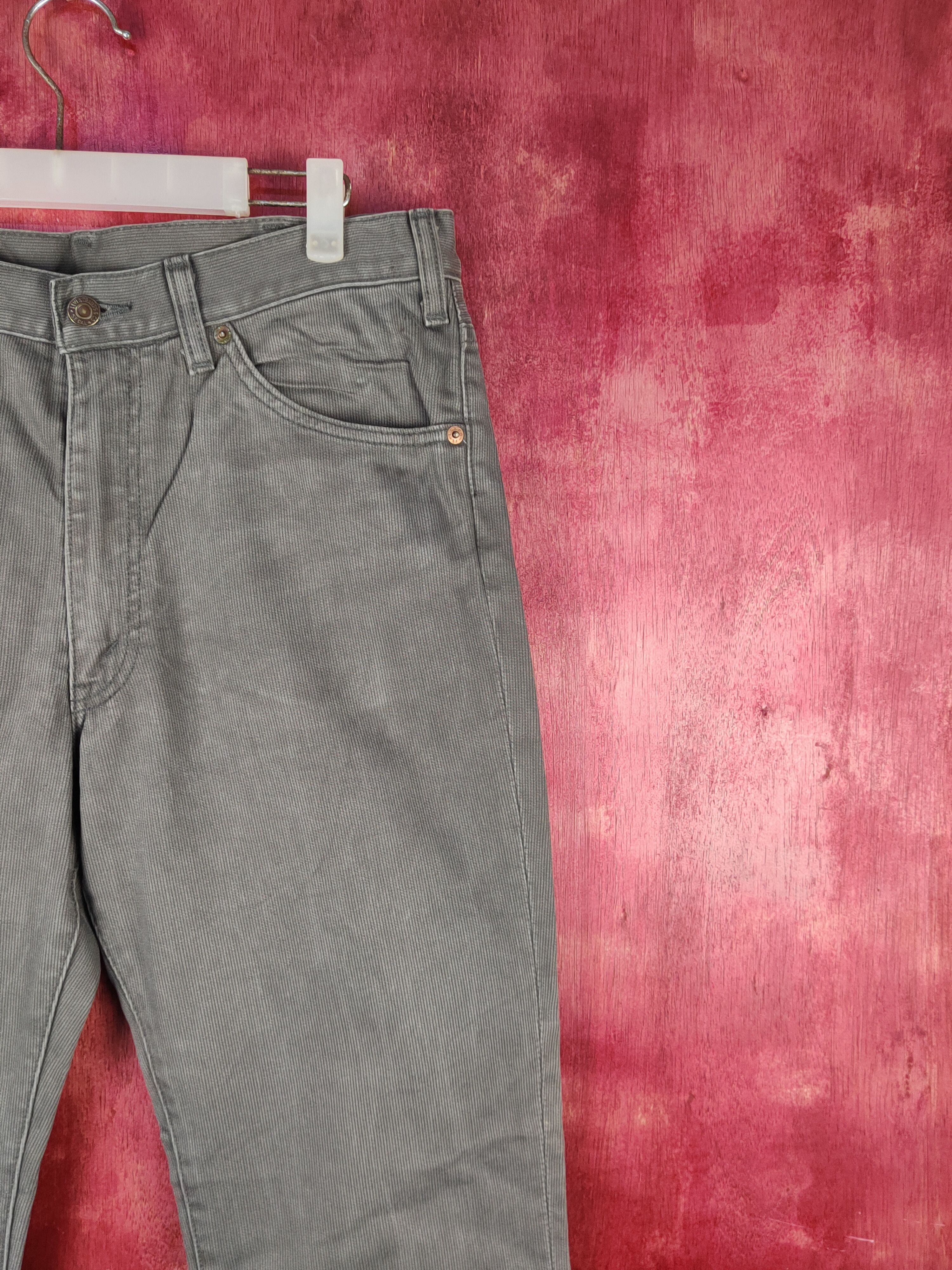 Levi's 911 Levi's Big E Dark Gray corduroy vintage Pants #S1872 Size US 33 - 5 Thumbnail