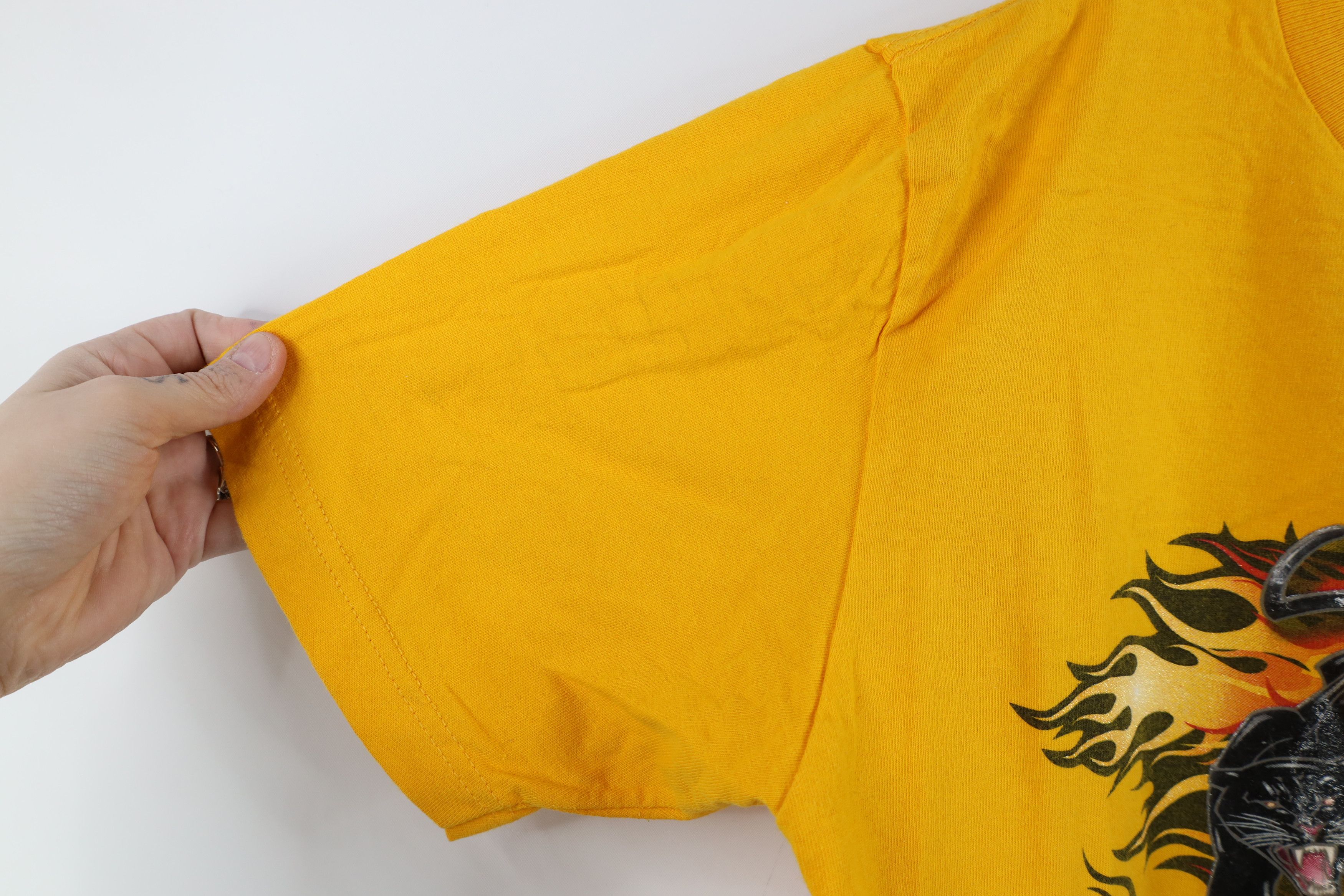 Vintage Vintage 90s Y2K Streetwear Tribal Fire Flames T-Shirt Size US S / EU 44-46 / 1 - 5 Thumbnail
