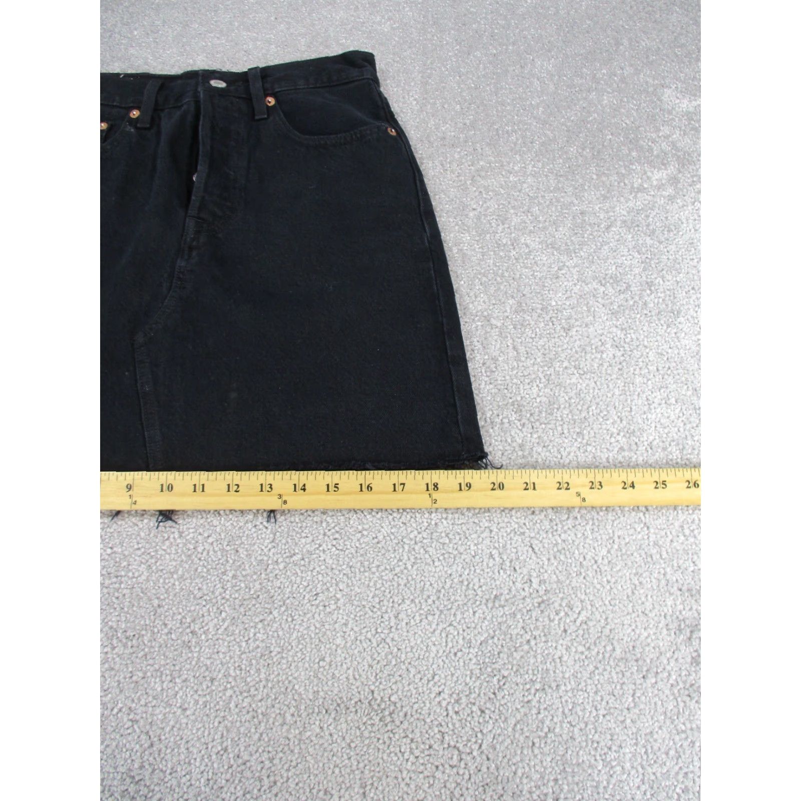 Levi's Levis Skirt Womens 26 Black Denim A Line Mini Frayed Hem Size 26" / US 2 / IT 38 - 5 Thumbnail