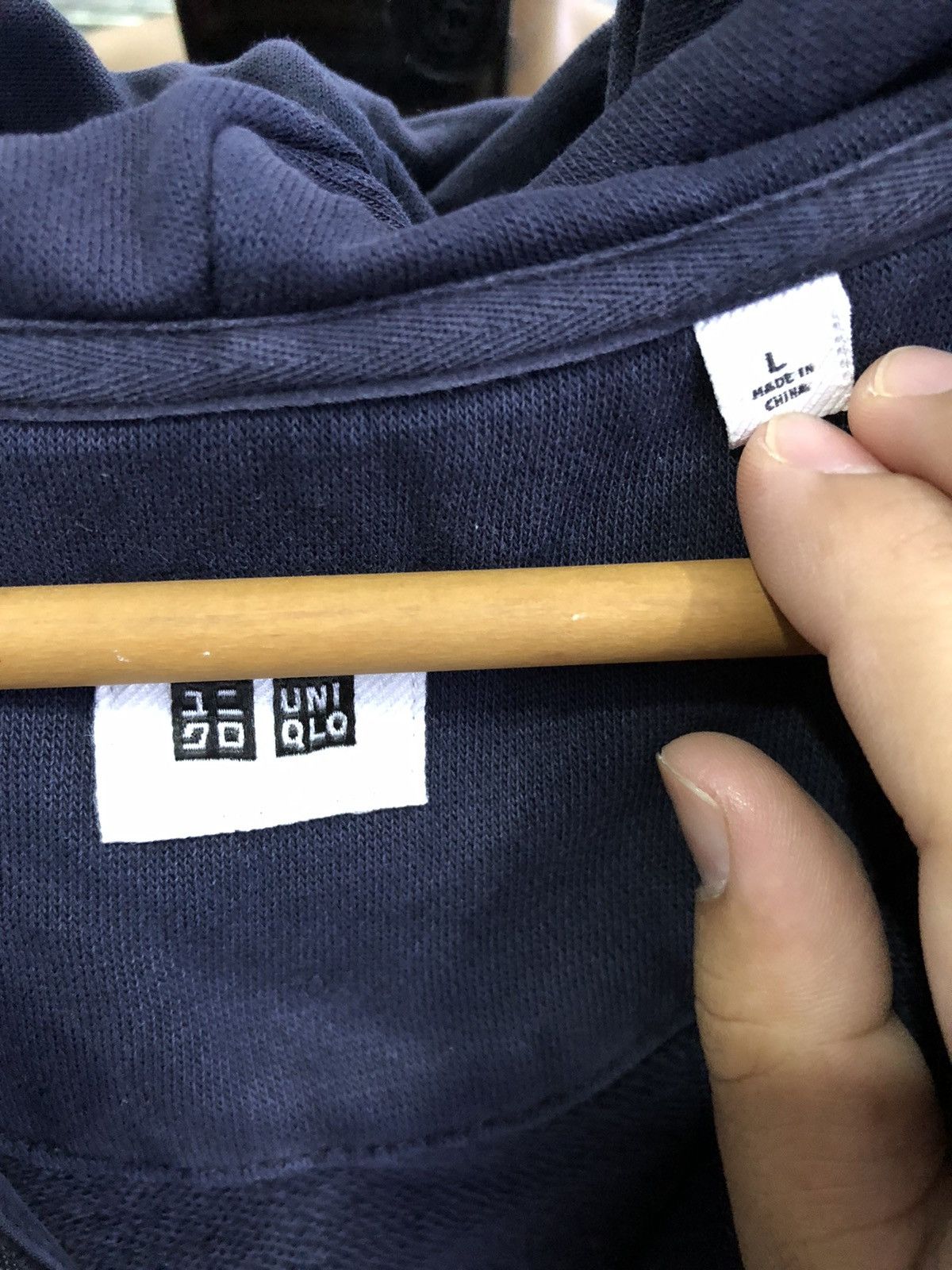 Uniqlo Vintage Uniqlo Zip Hoodie – Classic Navy Core Size US M / EU 48-50 / 2 - 4 Thumbnail
