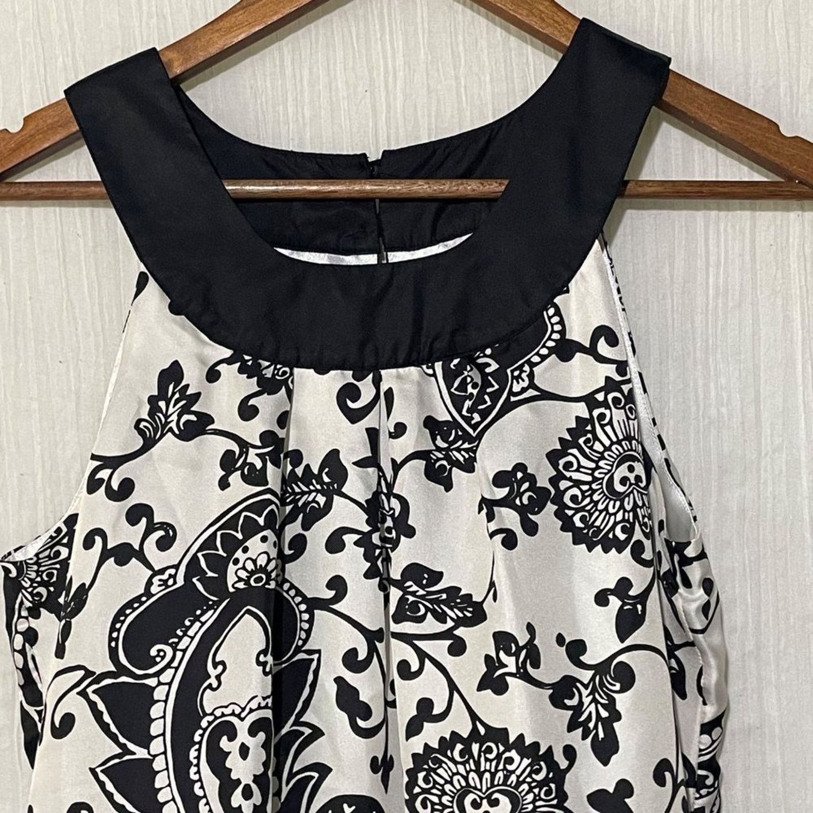 White House Black Market White House Black Market Silk Paisley Dress Sheath Small Size S / US 4 / IT 40 - 5 Thumbnail