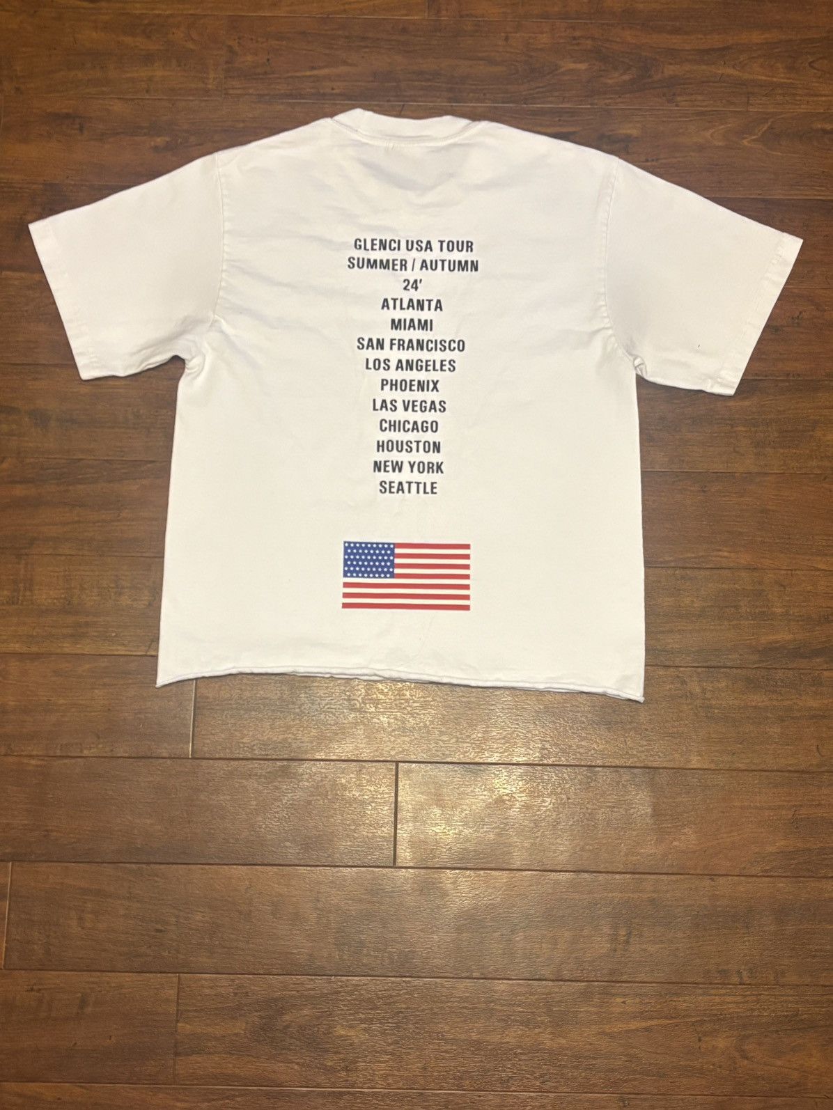 The GV Gallery GV Gallery Tour 24’ Shirt Size US S / EU 44-46 / 1 - 4 Thumbnail