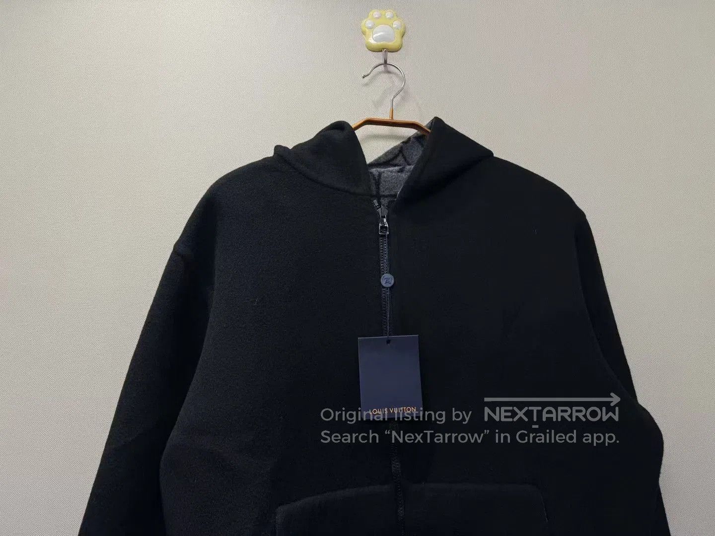Louis Vuitton Louis Vuitton Black Cashmere Logo Coat. Size US M / EU 48-50 / 2 - 3 Thumbnail