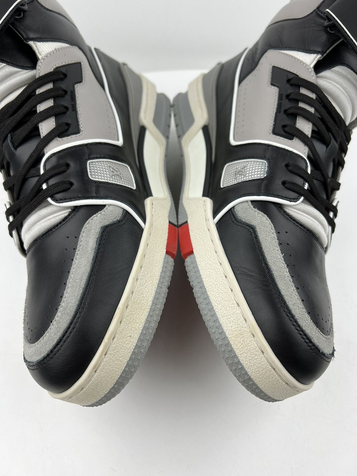 Louis Vuitton LOUIS VUITTON Sneakers Hi-Top Trainer Shoes Virgil Abloh 408 Size US 9 / EU 42 - 9 Thumbnail
