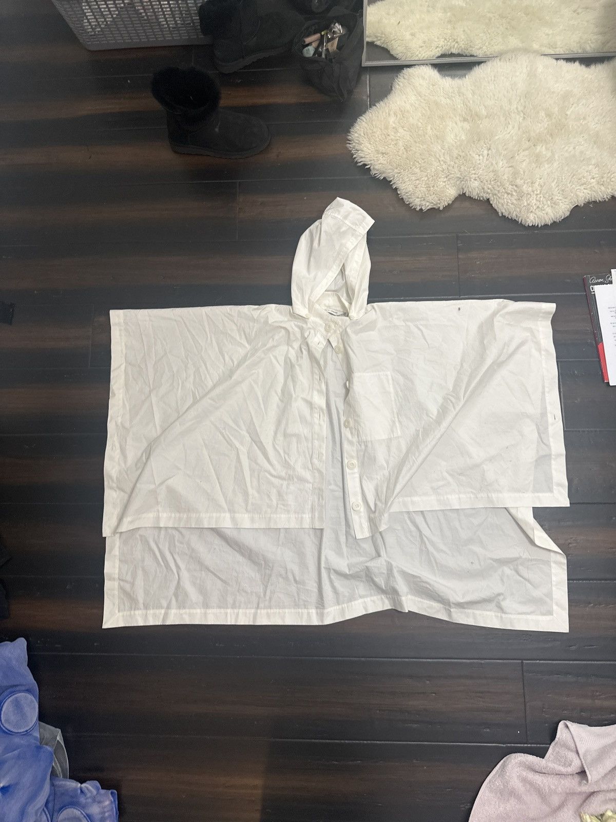 Lemaire × Uniqlo UNIQLO X LEMAIRE white hooded poncho Size US S / EU 44-46 / 1 - 1 Thumbnail