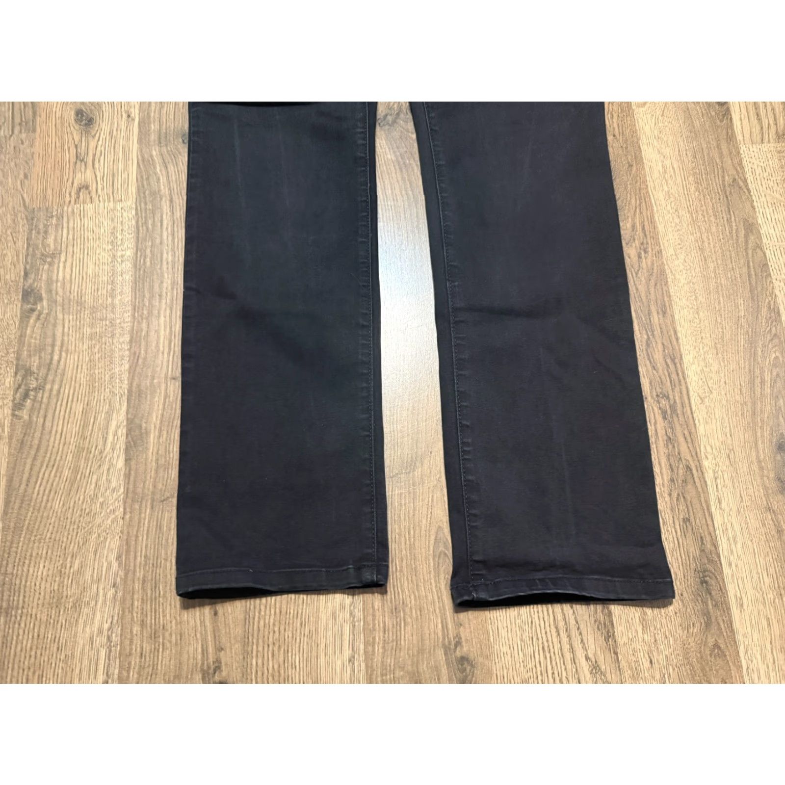 Lee Lee Jeans Women Size 10 Medium Black Denim Regular Fit Straight Leg Mid Rise Jeans Size 32" / US 10 / IT 46 - 3 Thumbnail