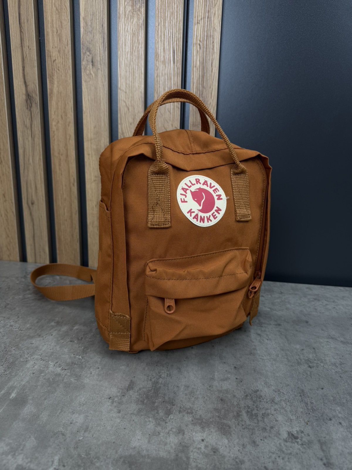 Fjallraven Fjallraben Kanken Mini Backpack Orange/Brown Unisex Size ONE SIZE - 7 Thumbnail