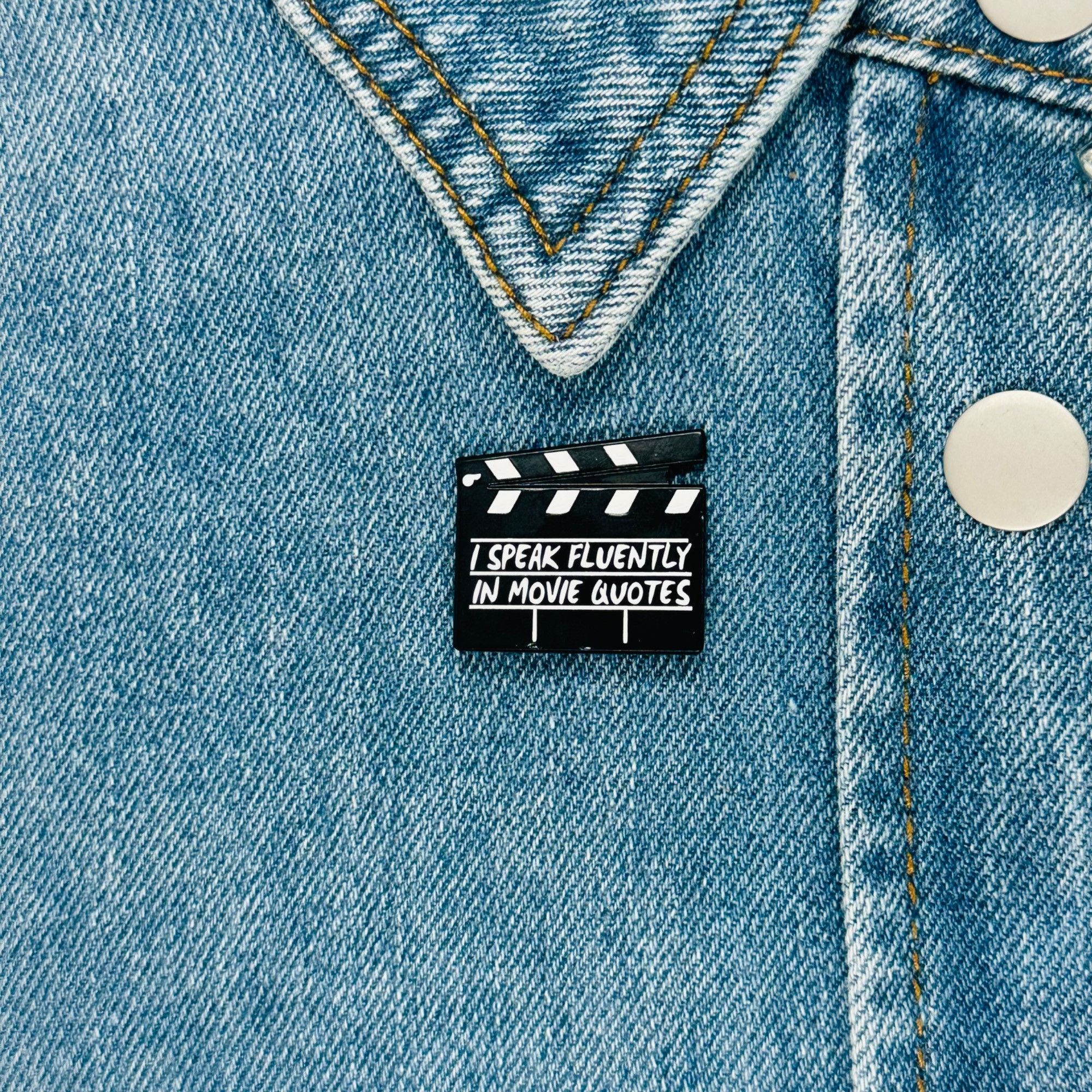 Designer ⭐Movie Set Clapboard Enamel Pin Speak Fluently In Movie Quot Size ONE SIZE - 1 Thumbnail