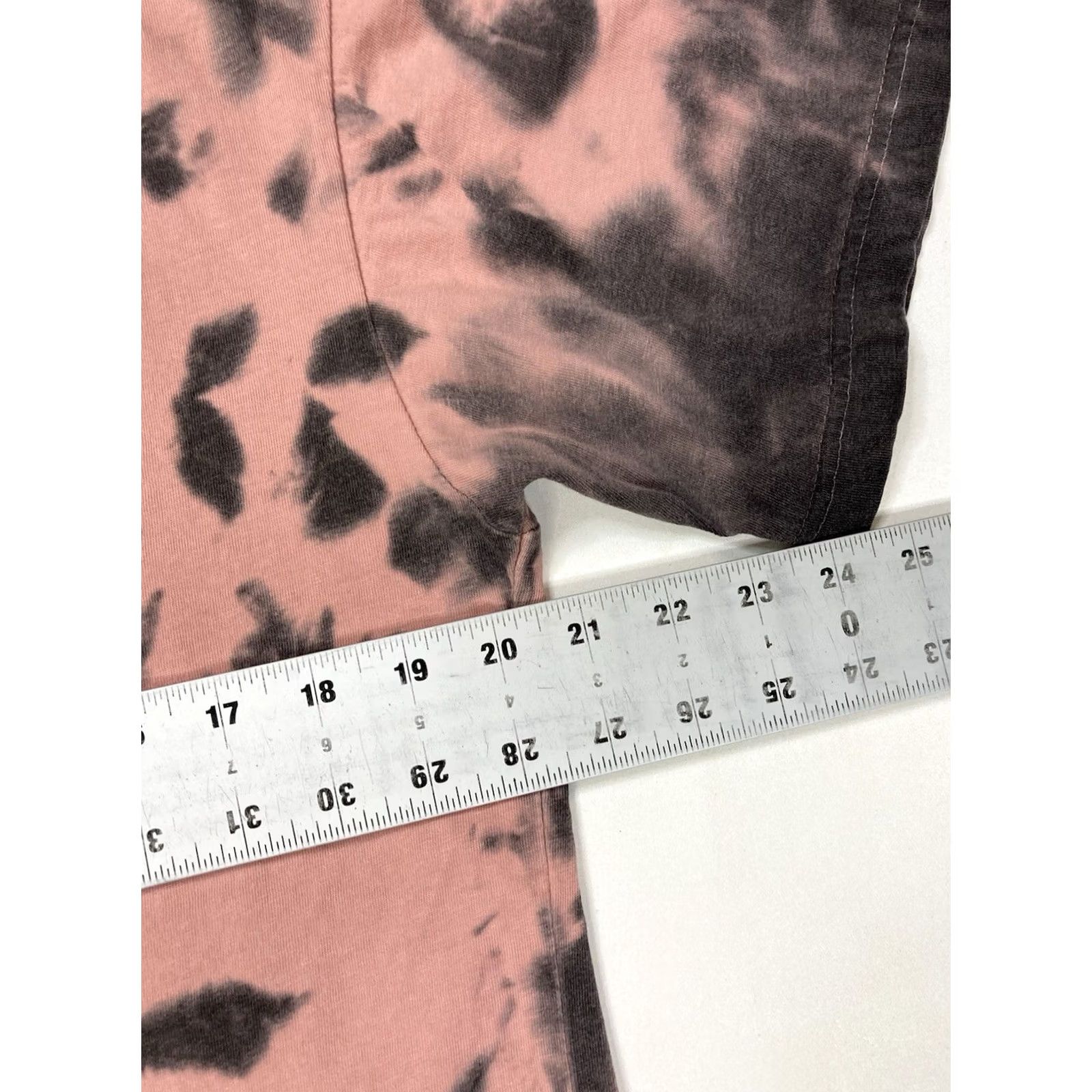 Vintage Chinatown Market Mind Body & Soul Graphic T-shirt Men Medium Pink Tie Dye Shirt Crew Neck Short Sleeve Graphic Print All Seasons Logo Regular Size US M / EU 48-50 / 2 - 7 Thumbnail