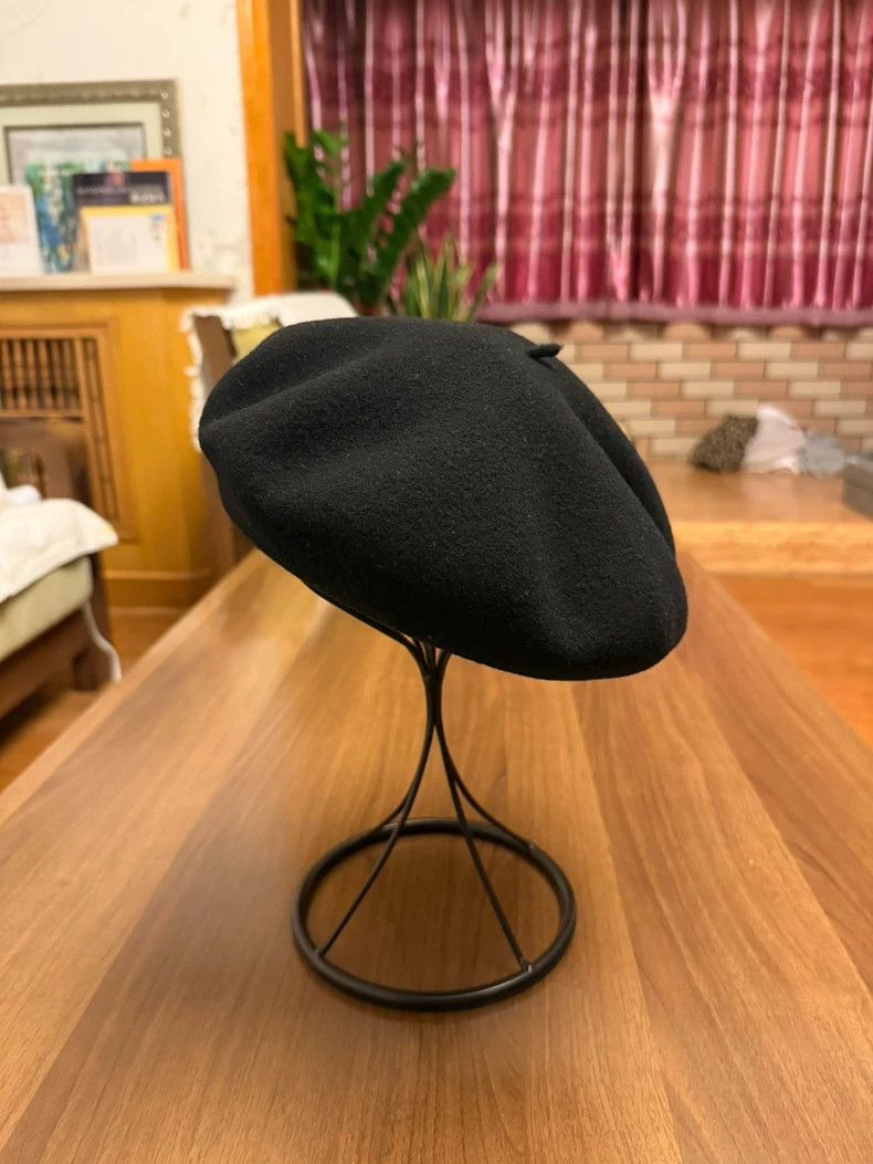 Saint Laurent Paris Saint laurent paris 15fw runway black rabbit fur beret hat Size ONE SIZE - 1 Thumbnail