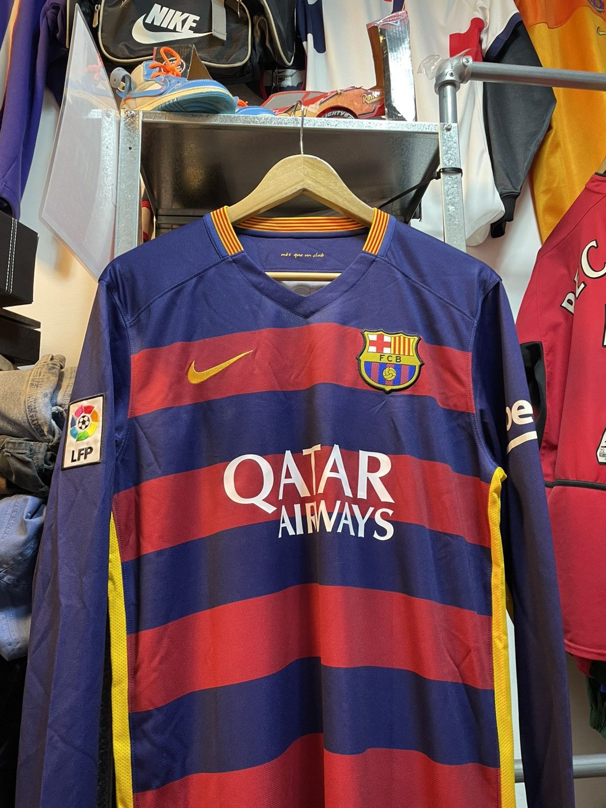 Nike 2015-2016 Fc Barcelona Lone Sleeves Home Kit MESSI 10 Size US M / EU 48-50 / 2 - 3 Thumbnail
