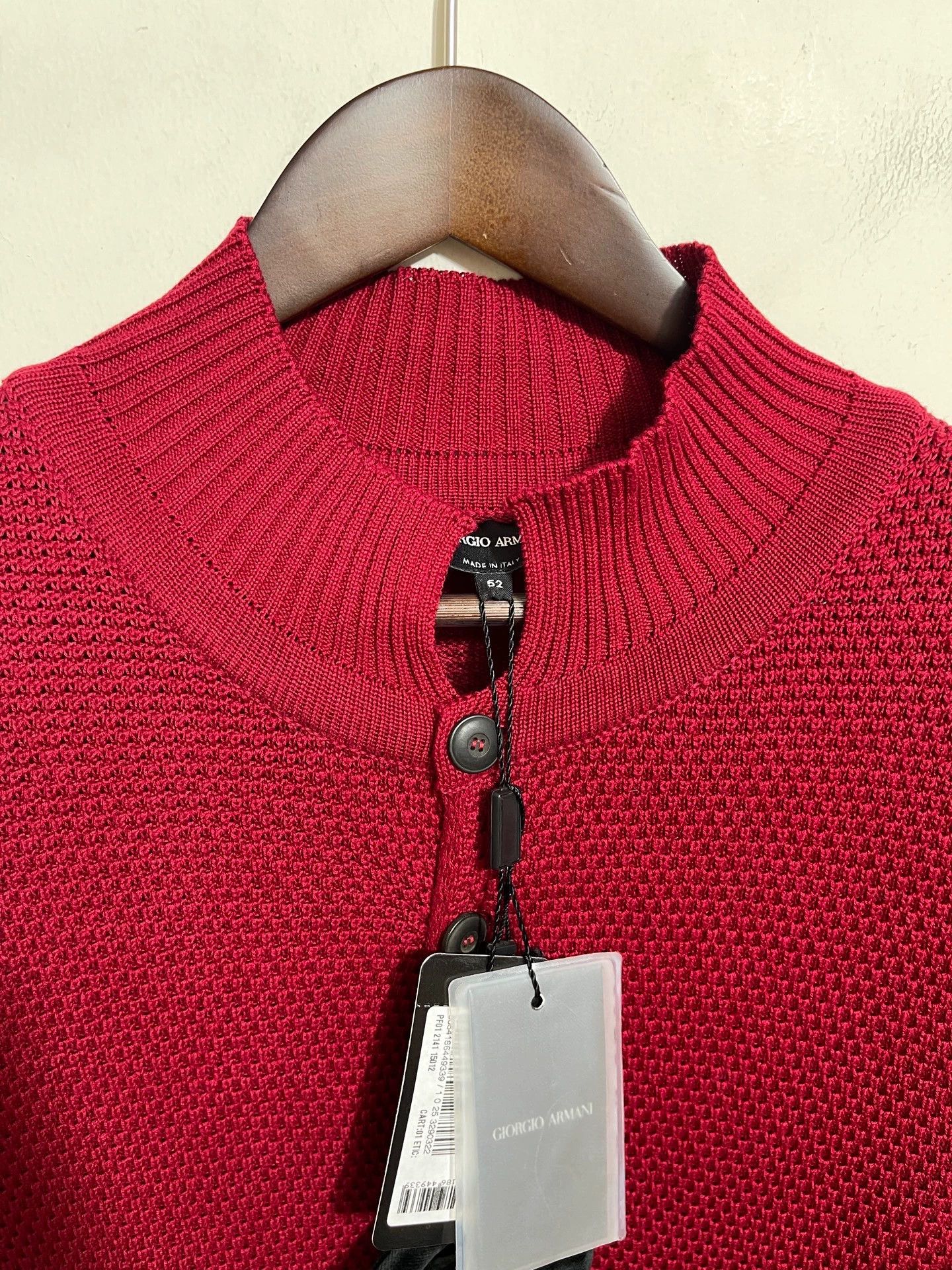 Giorgio Armani Giorgio Armani Burgundy Red Knit Sweater 48/50/52 Size US L / EU 52-54 / 3 - 3 Thumbnail