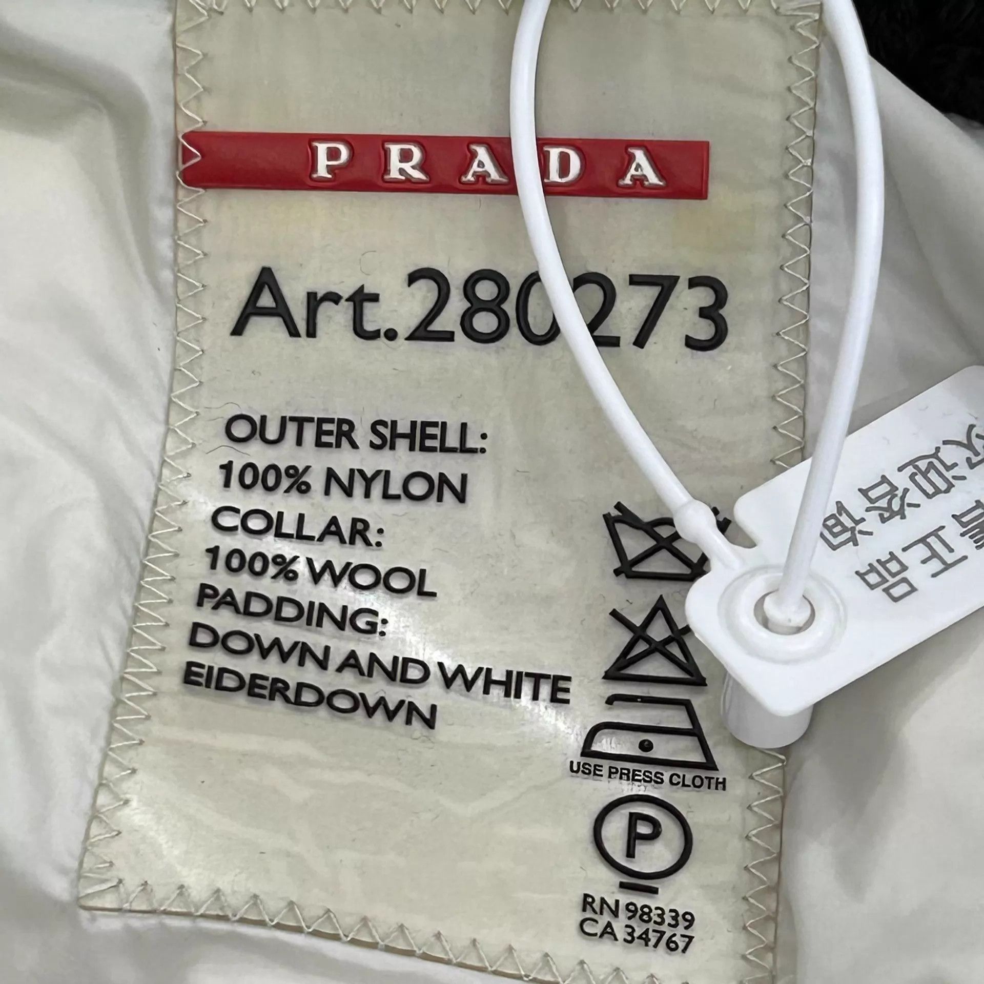 Prada Prada Black Shiny Down Jacket 38 99 Size XS / US 0-2 / IT 36-38 - 3 Thumbnail