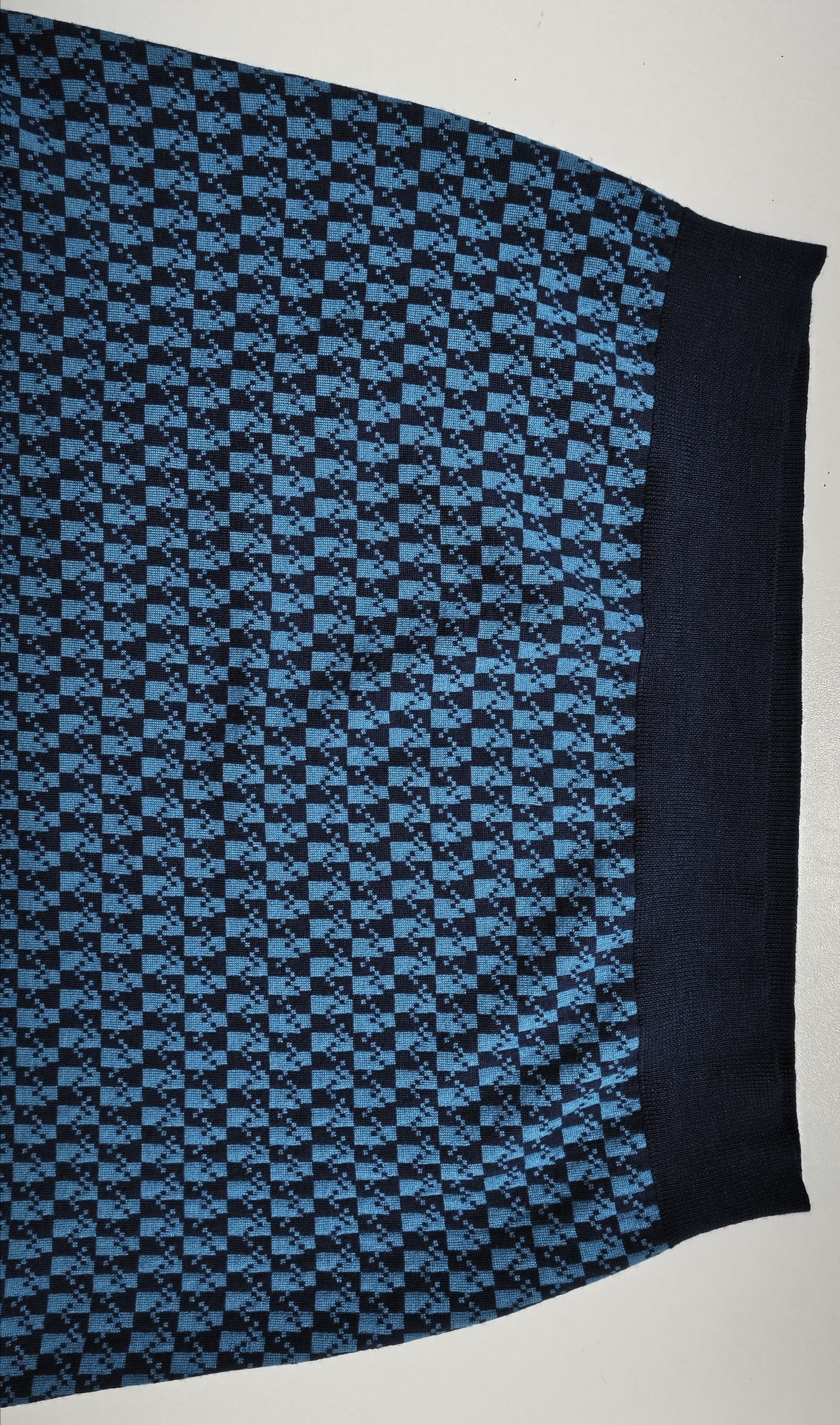 Prada Fall 2017 - Virgin wool sweater - blue chevron print Size US M / EU 48-50 / 2 - 17 Thumbnail