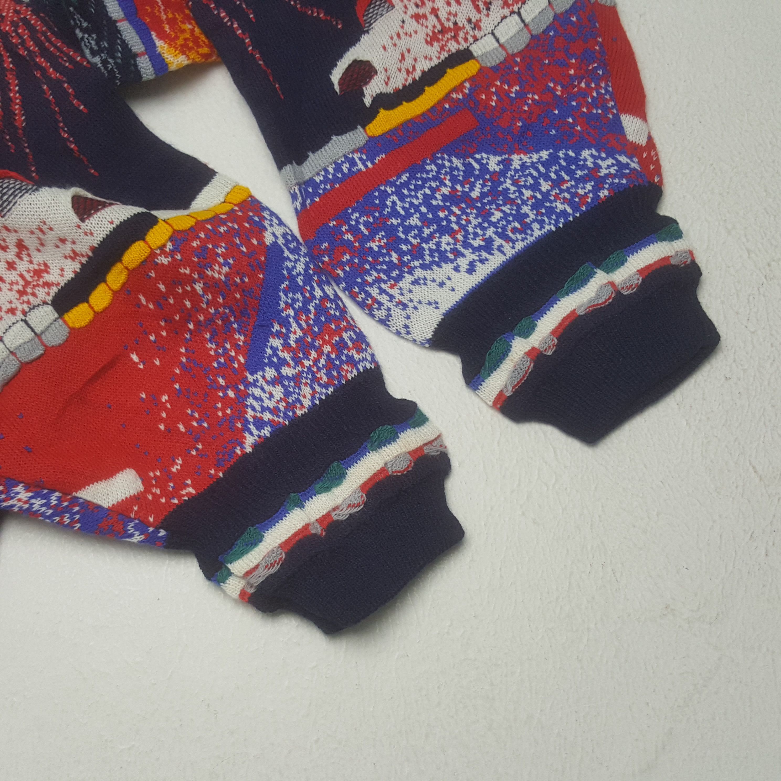Vintage Vintage Knitwear Like Coogi Style Sweatshirt Size US S / EU 44-46 / 1 - 6 Thumbnail
