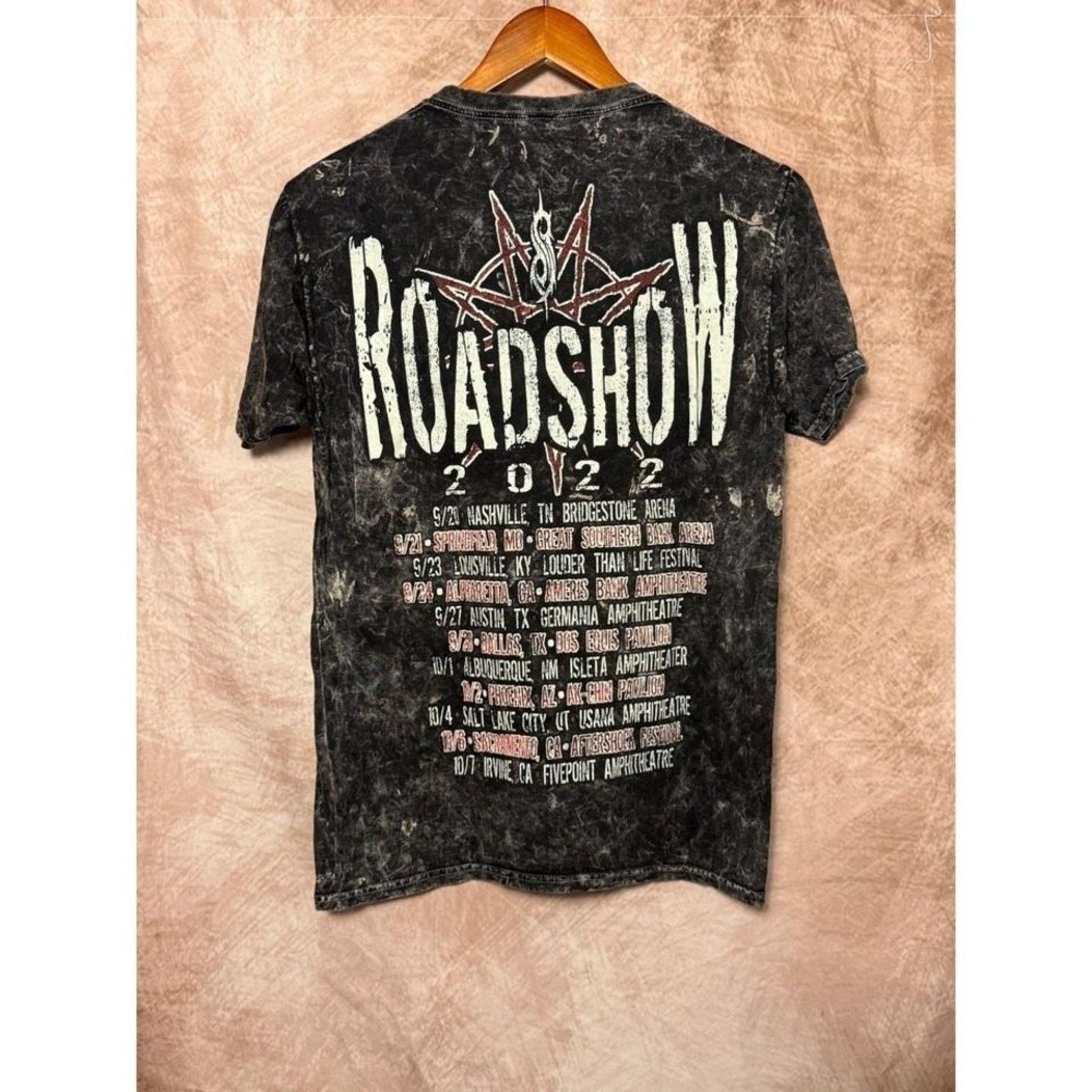 Slipknot Slipknot Knotfest 2022 Roadshow Tour Tee Size M NWT Size US M / EU 48-50 / 2 - 4 Thumbnail